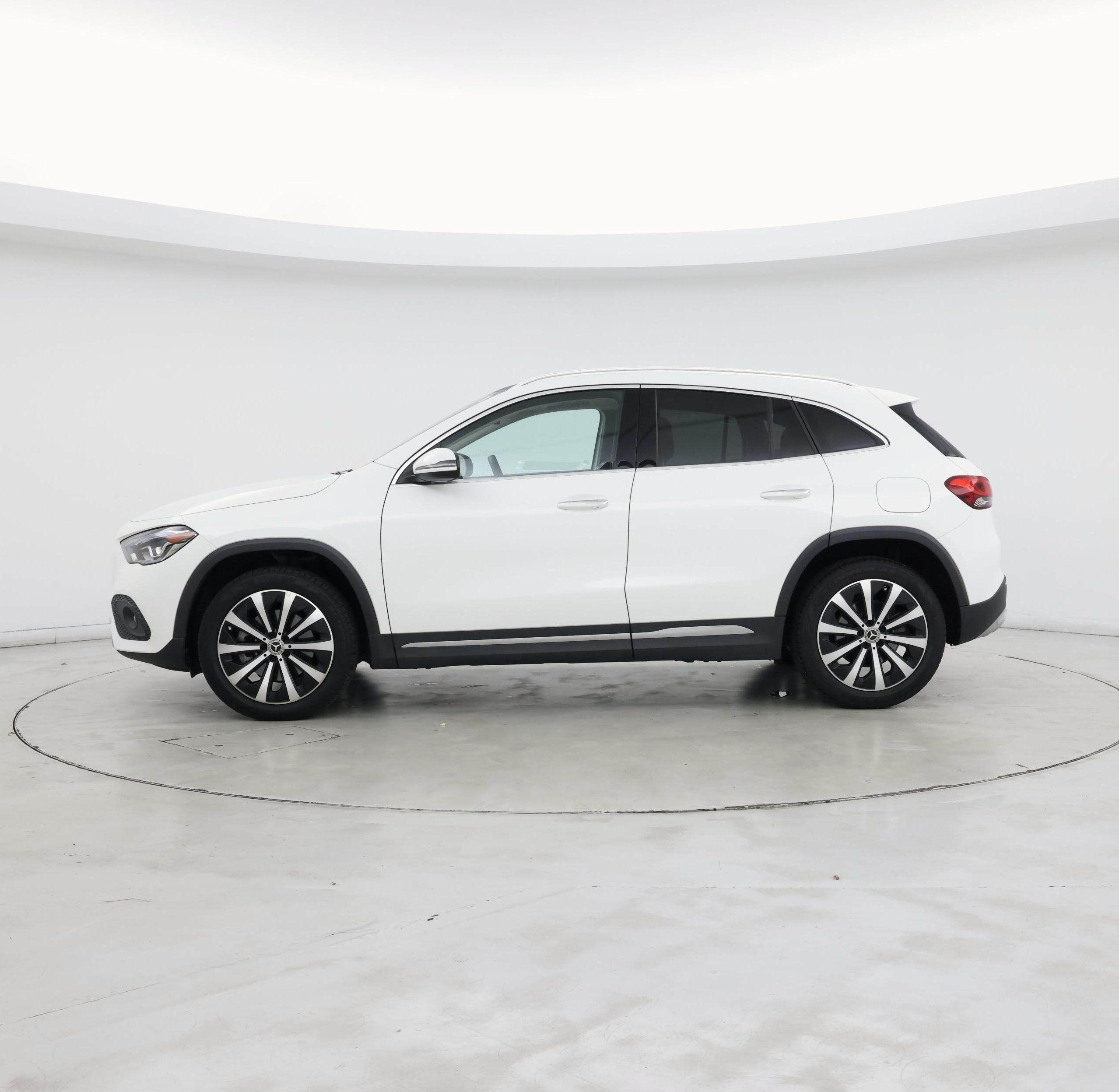 Thumbnail: 2021 Mercedes-Benz GLA - 3