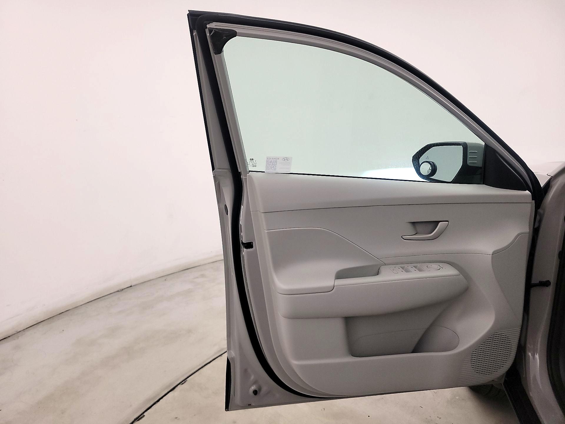 Thumbnail: 2025 Hyundai Kona - 12