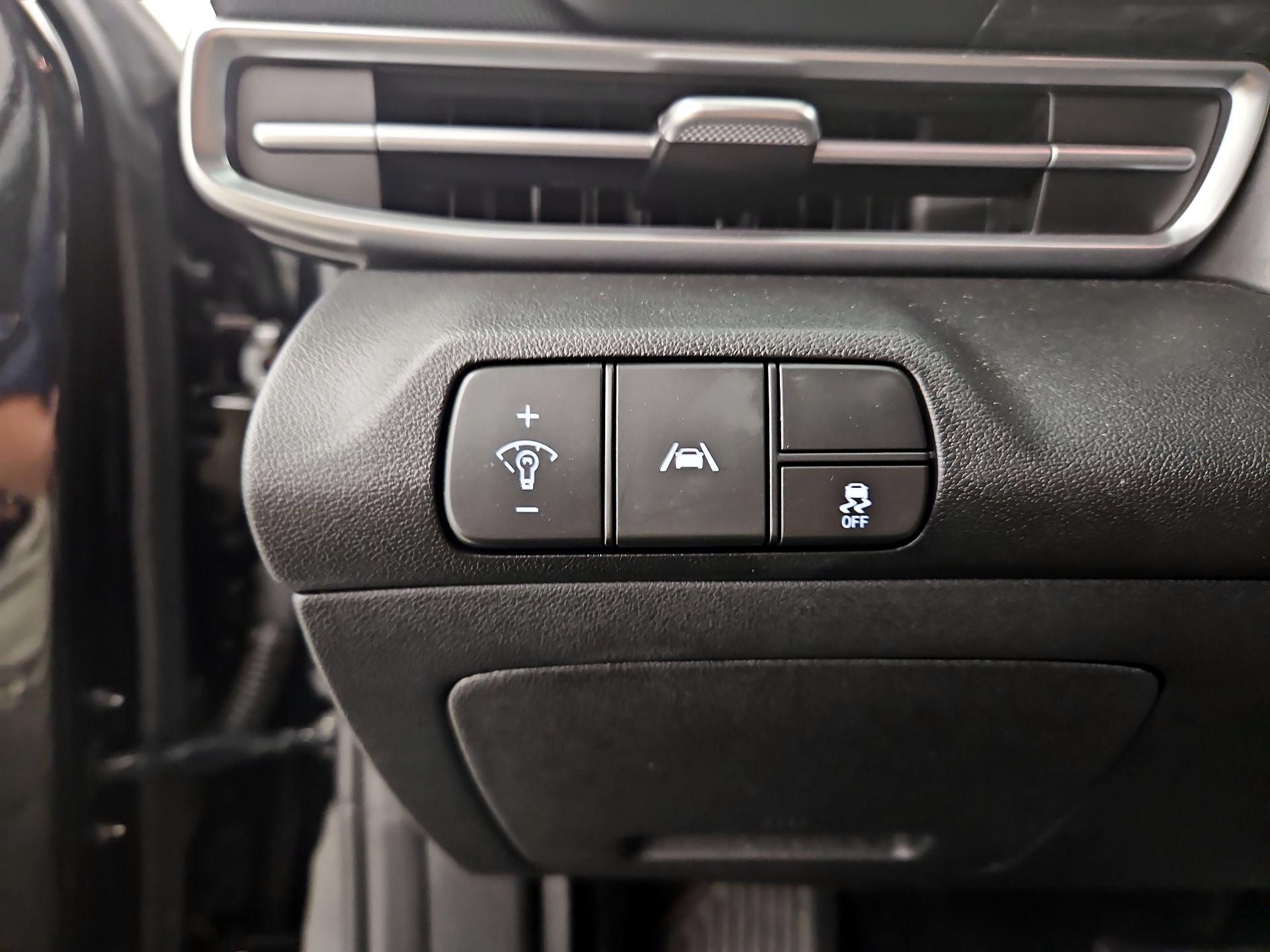 Thumbnail: 2023 Hyundai Elantra - 13