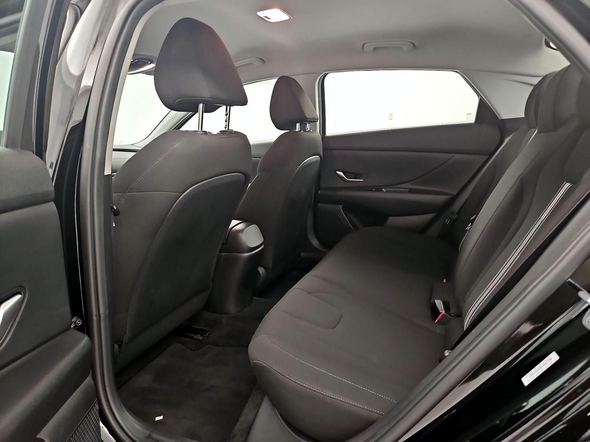 Thumbnail: 2023 Hyundai Elantra - 19