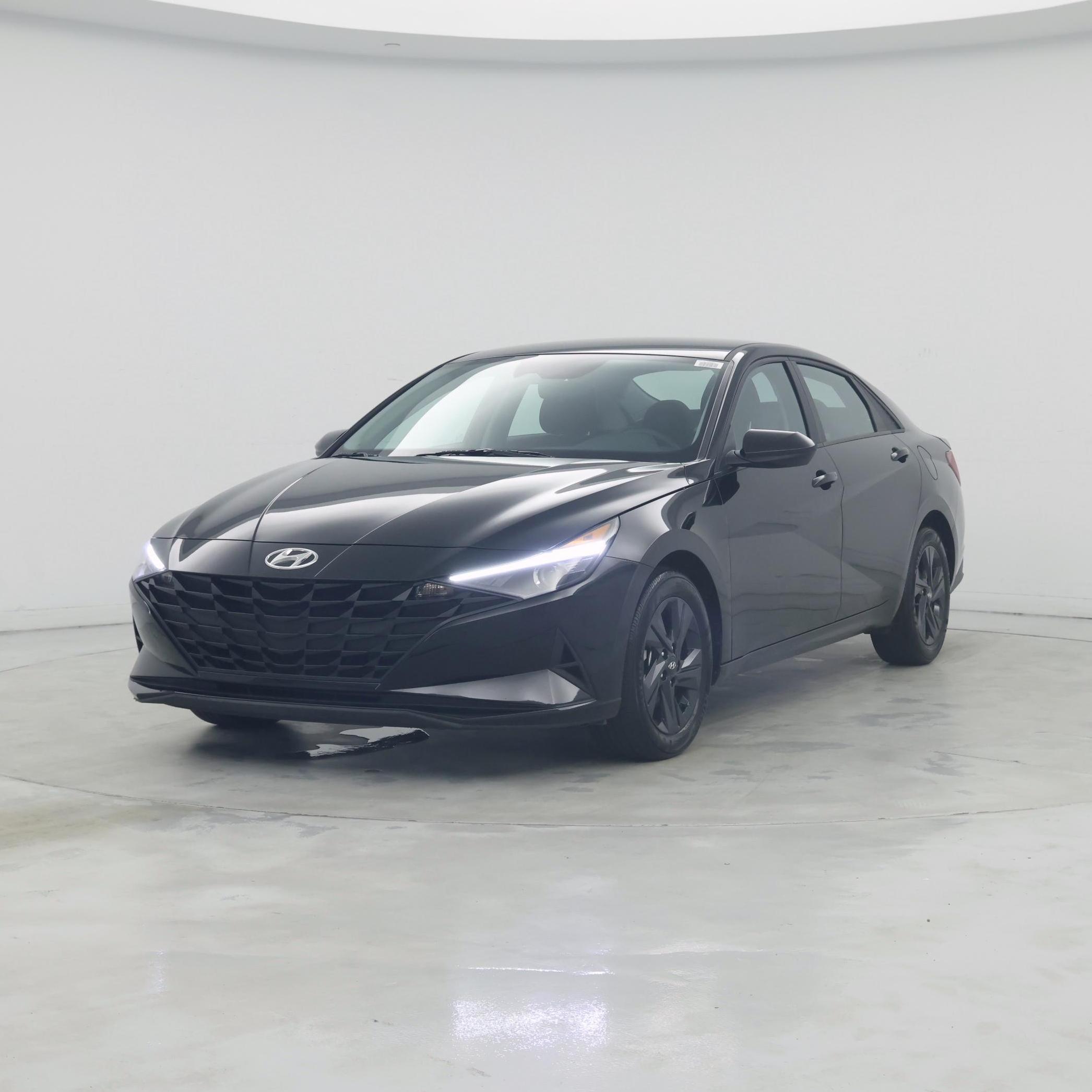 Thumbnail: 2023 Hyundai Elantra - 4