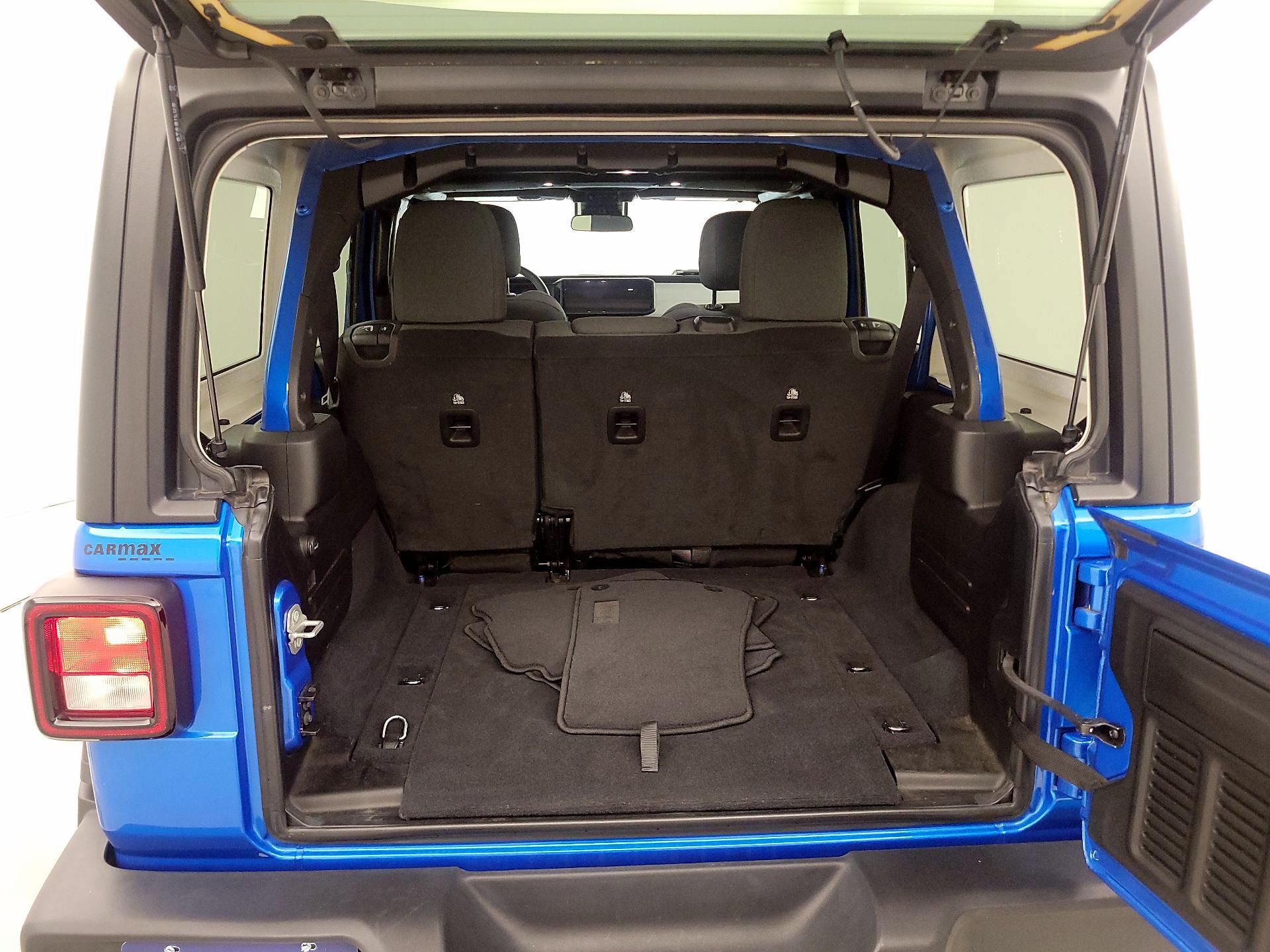 Thumbnail: 2024 Jeep Wrangler - 20