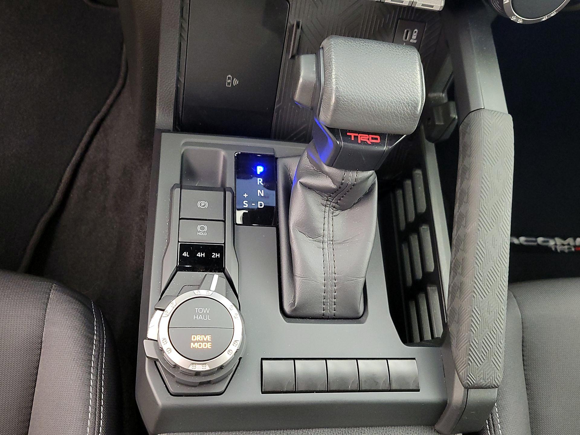 Thumbnail: 2024 Toyota Tacoma - 17