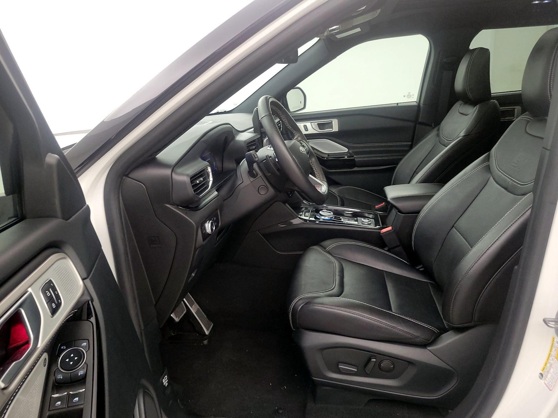 Thumbnail: 2023 Ford Explorer - 11