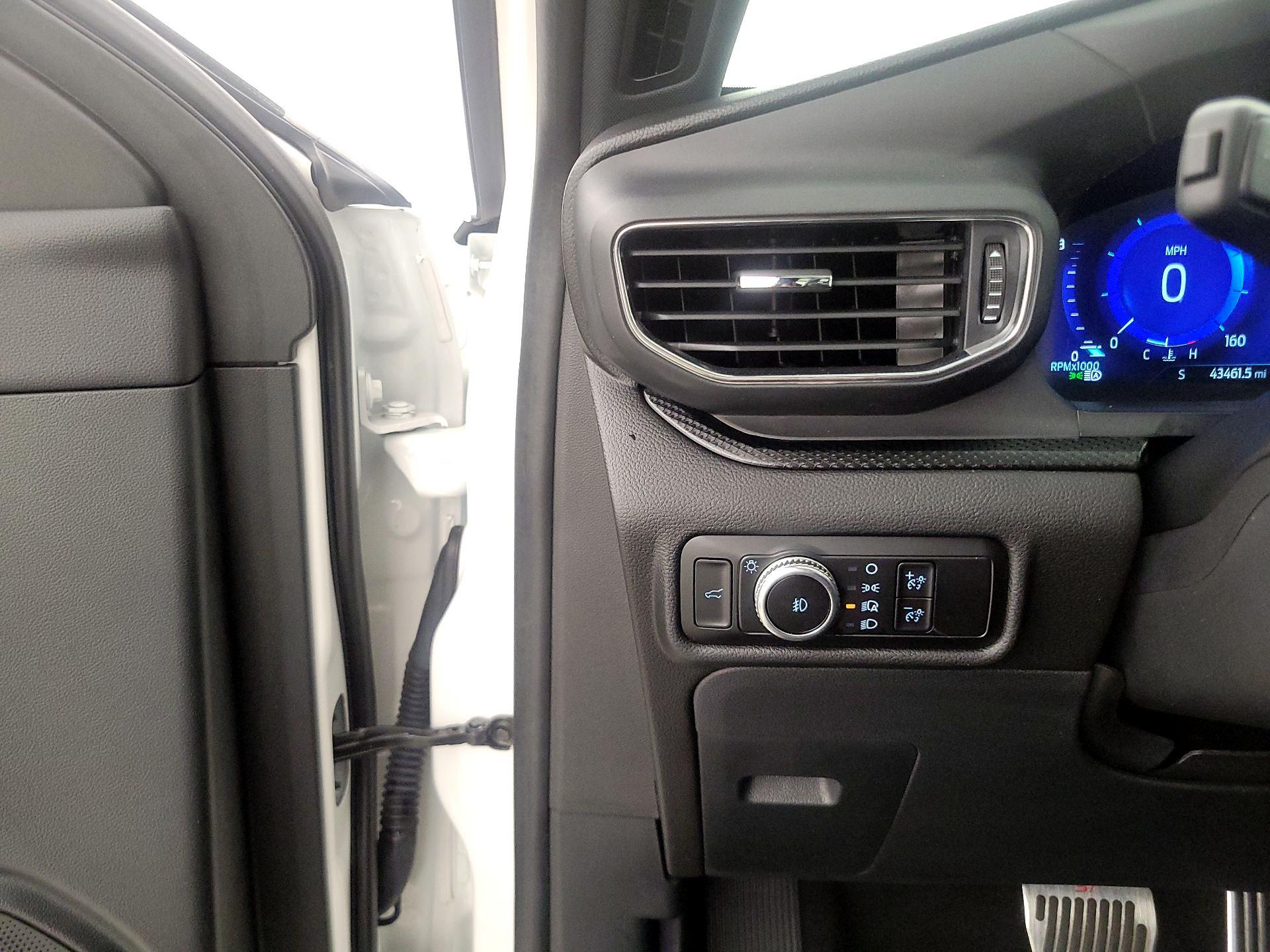 Thumbnail: 2023 Ford Explorer - 13