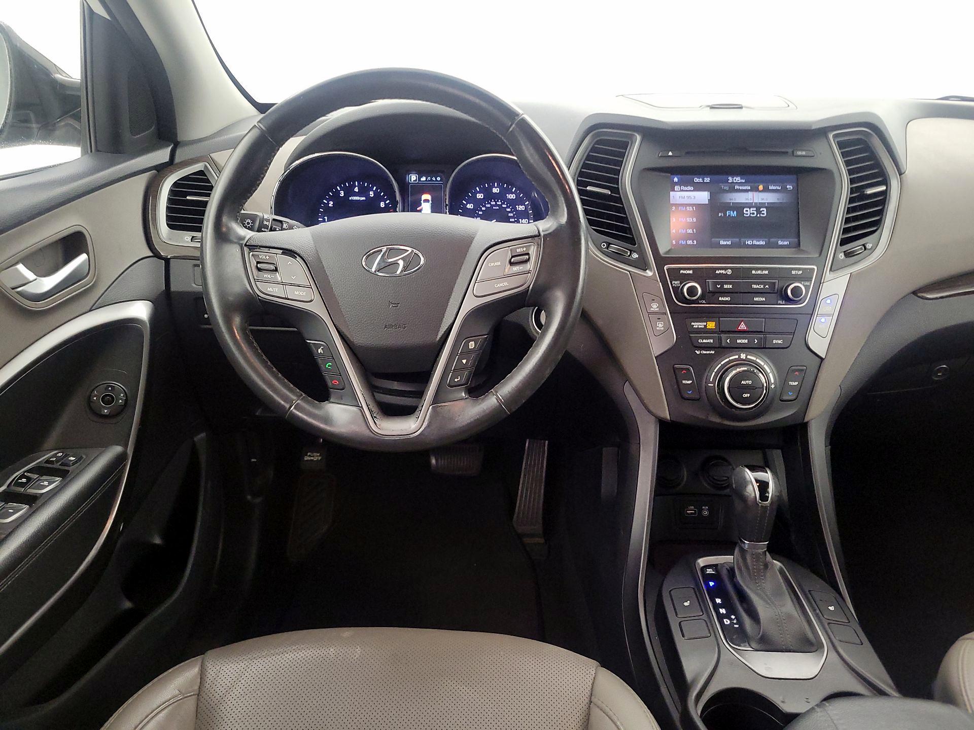 Thumbnail: 2017 Hyundai Santa Fe - 10