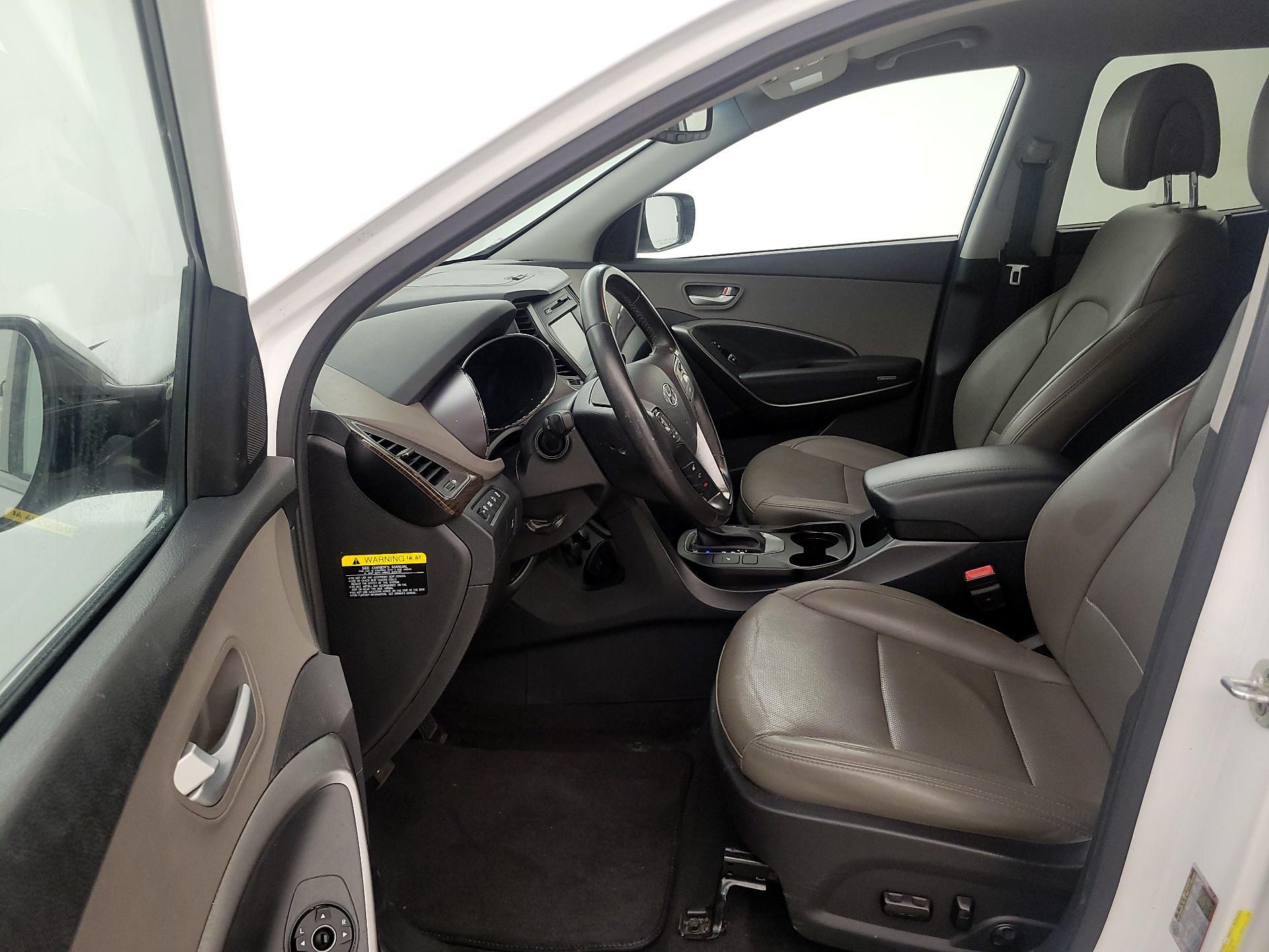 Thumbnail: 2017 Hyundai Santa Fe - 11