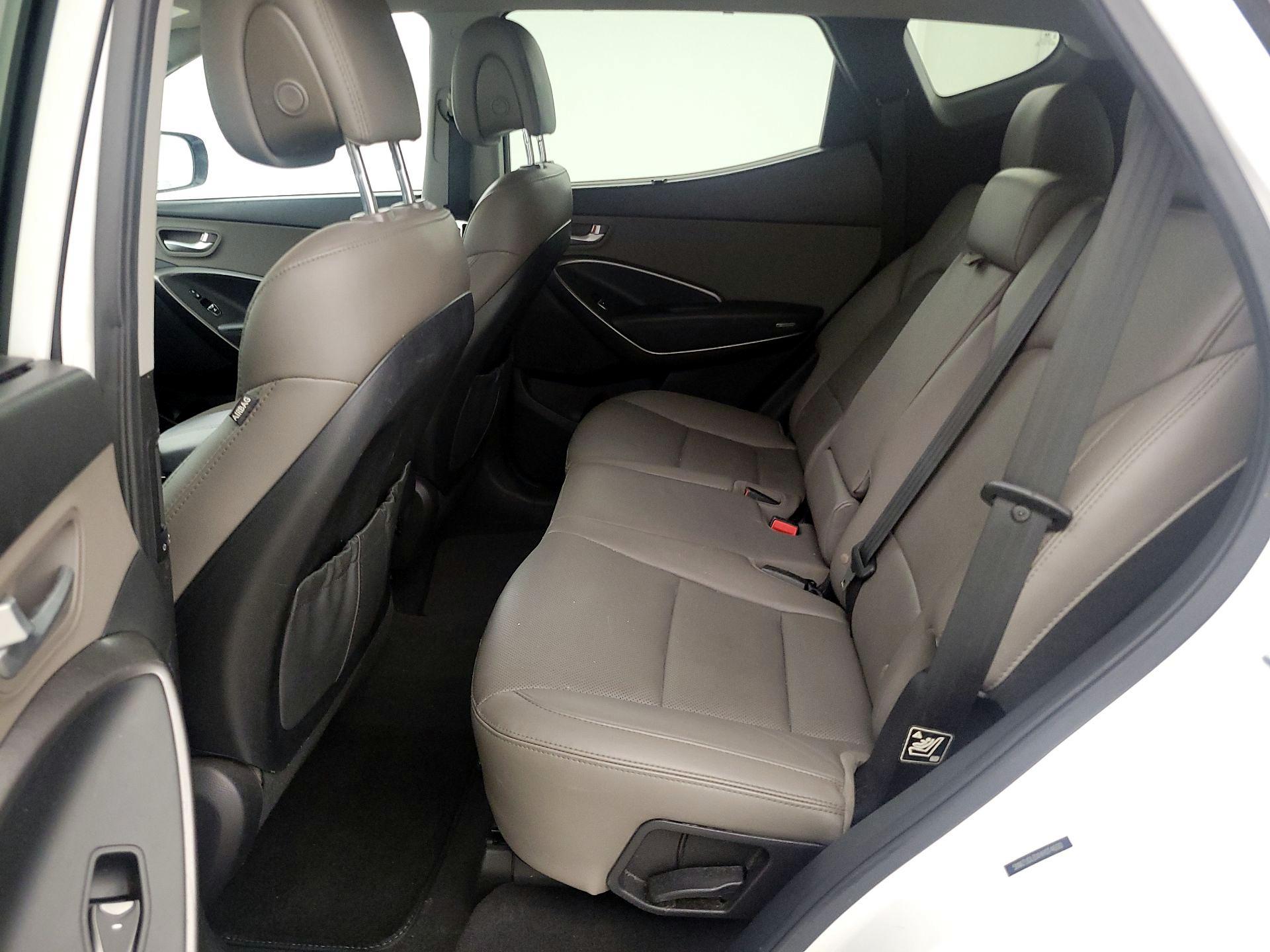 Thumbnail: 2017 Hyundai Santa Fe - 19