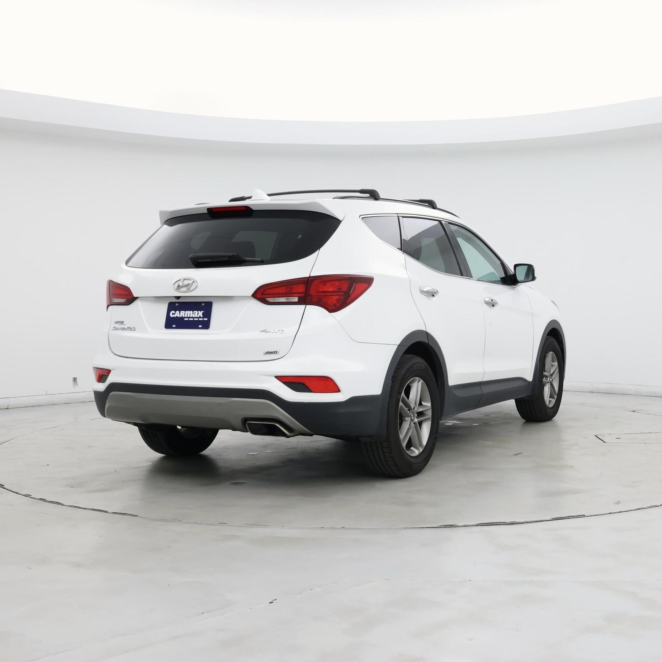 Thumbnail: 2017 Hyundai Santa Fe - 8