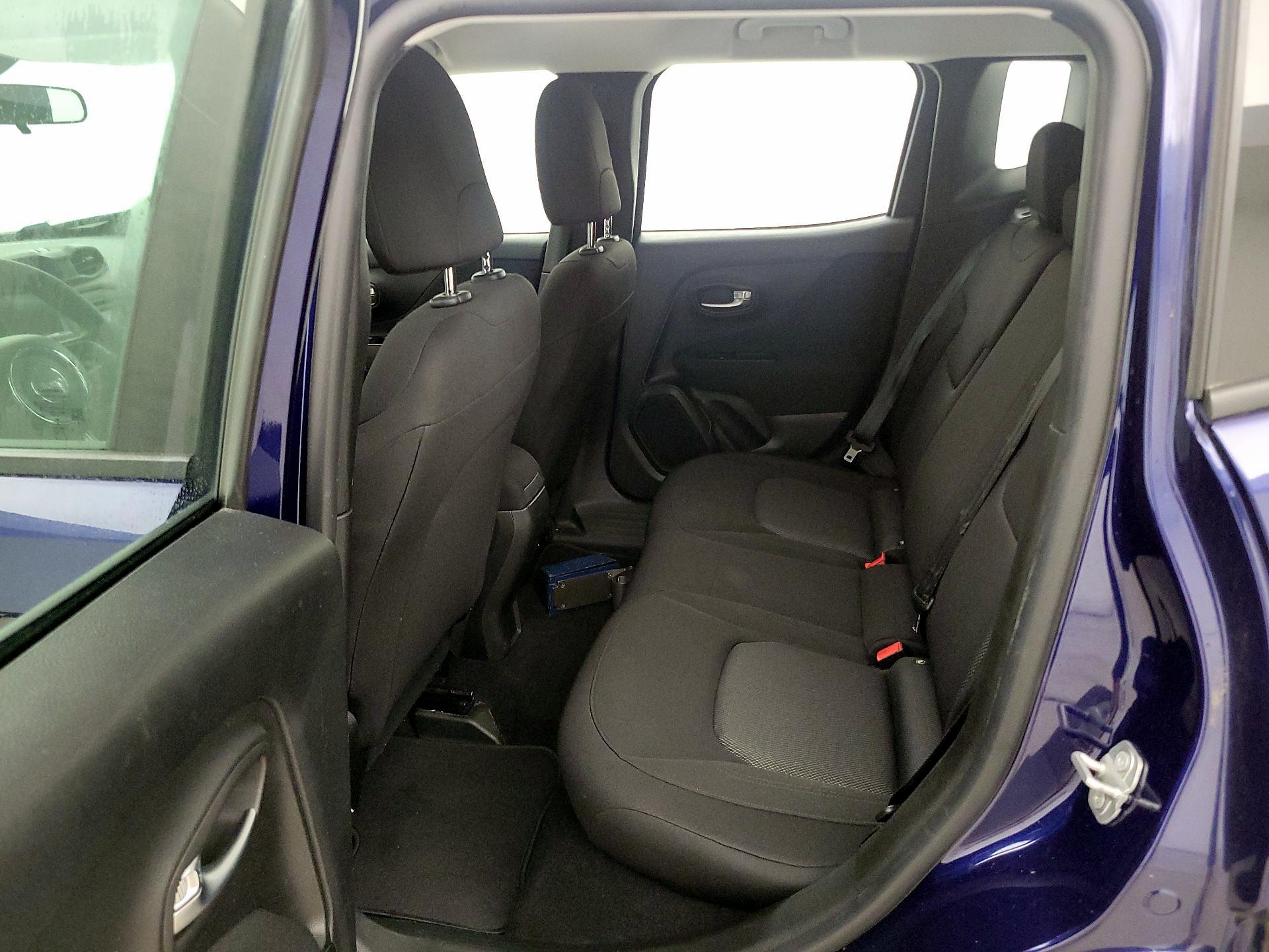 Thumbnail: 2020 Jeep Renegade - 19