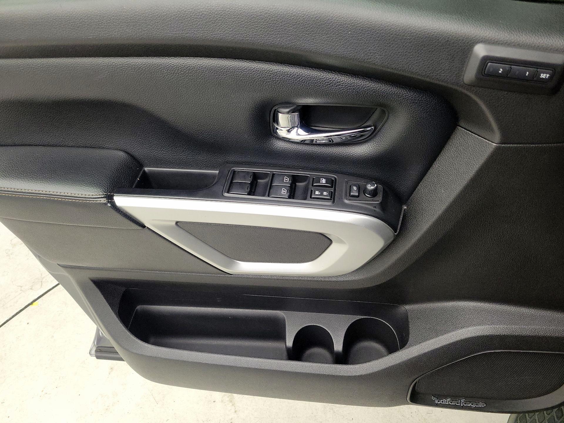 Thumbnail: 2017 Nissan Titan - 12