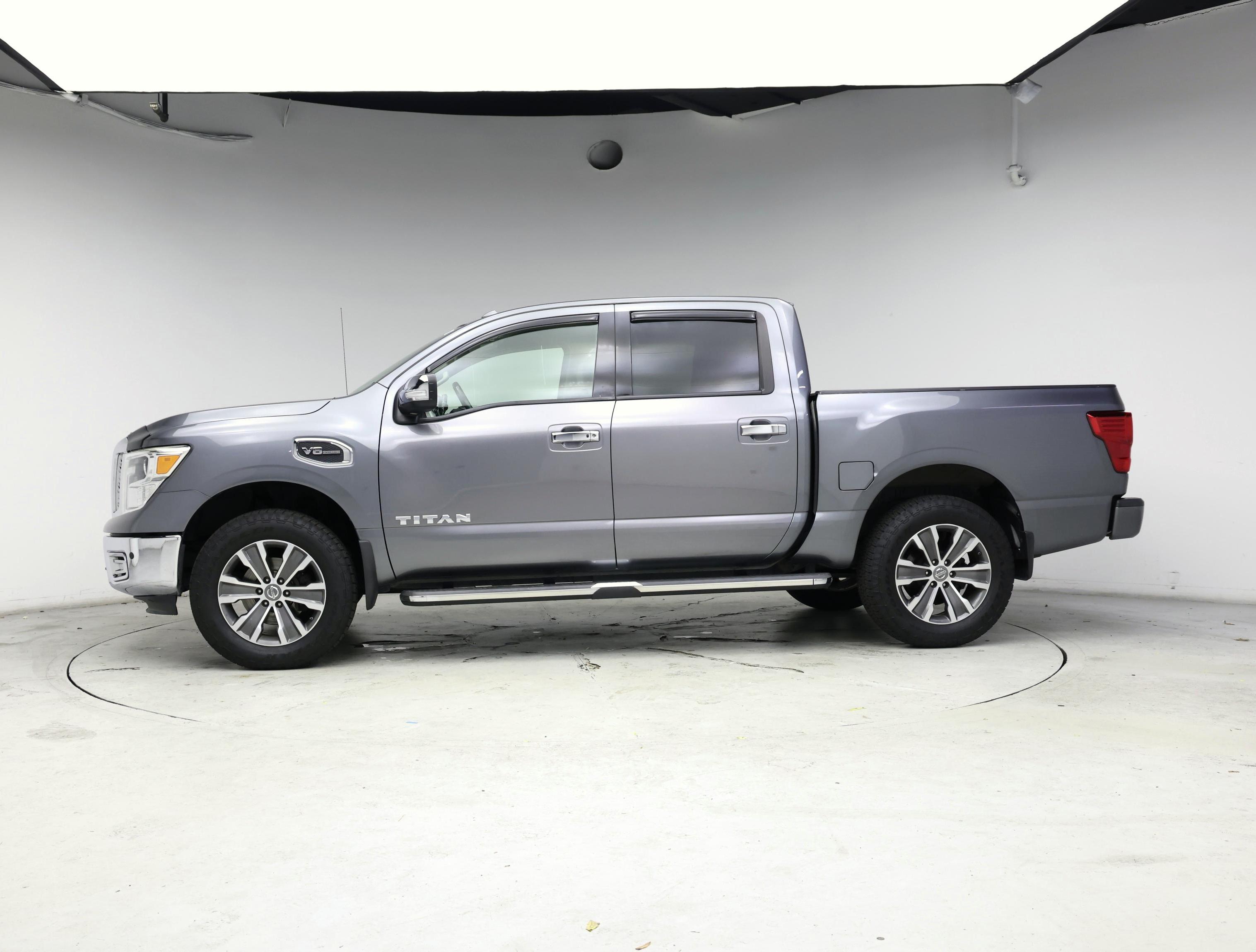 Thumbnail: 2017 Nissan Titan - 3