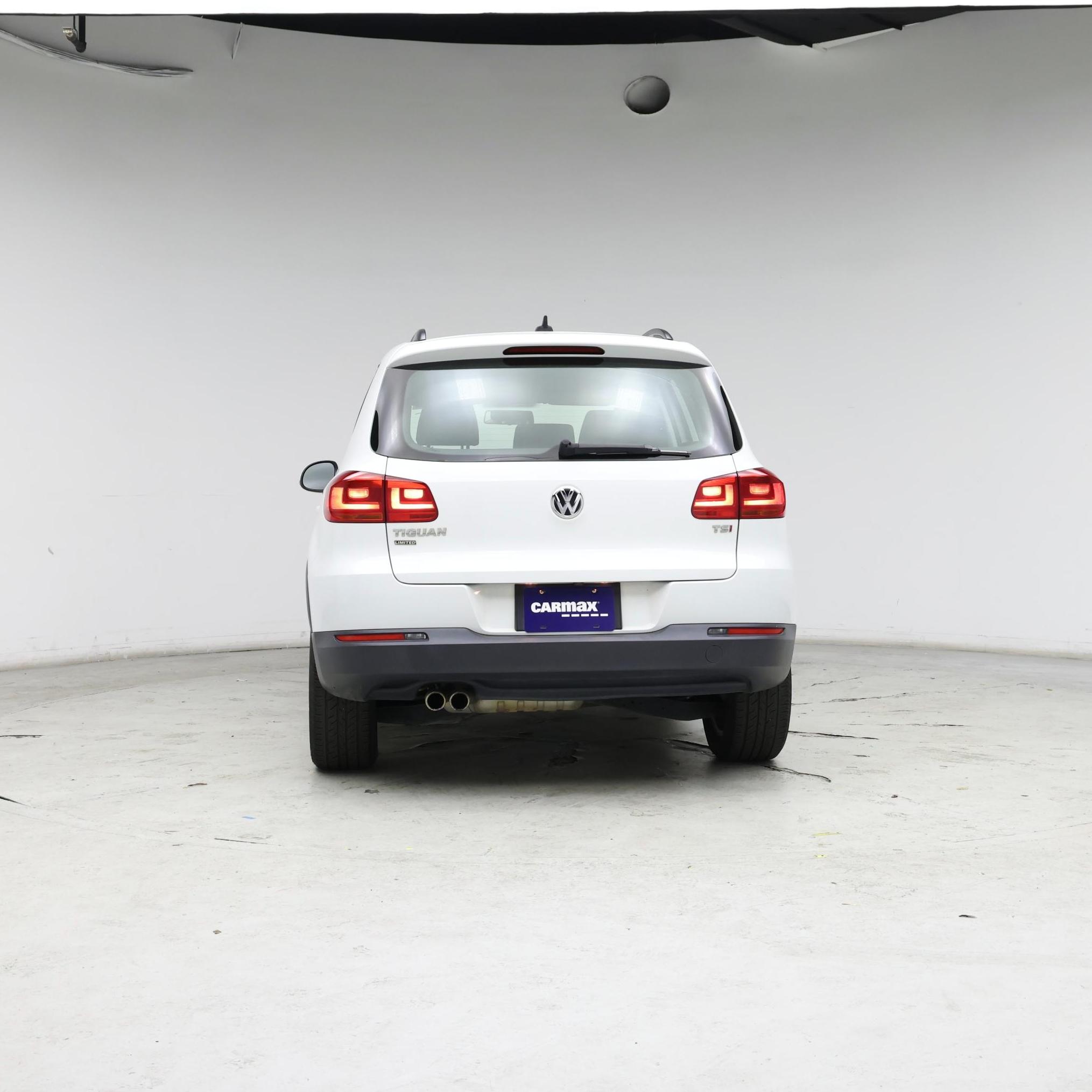 Thumbnail: 2018 Volkswagen Tiguan - 6