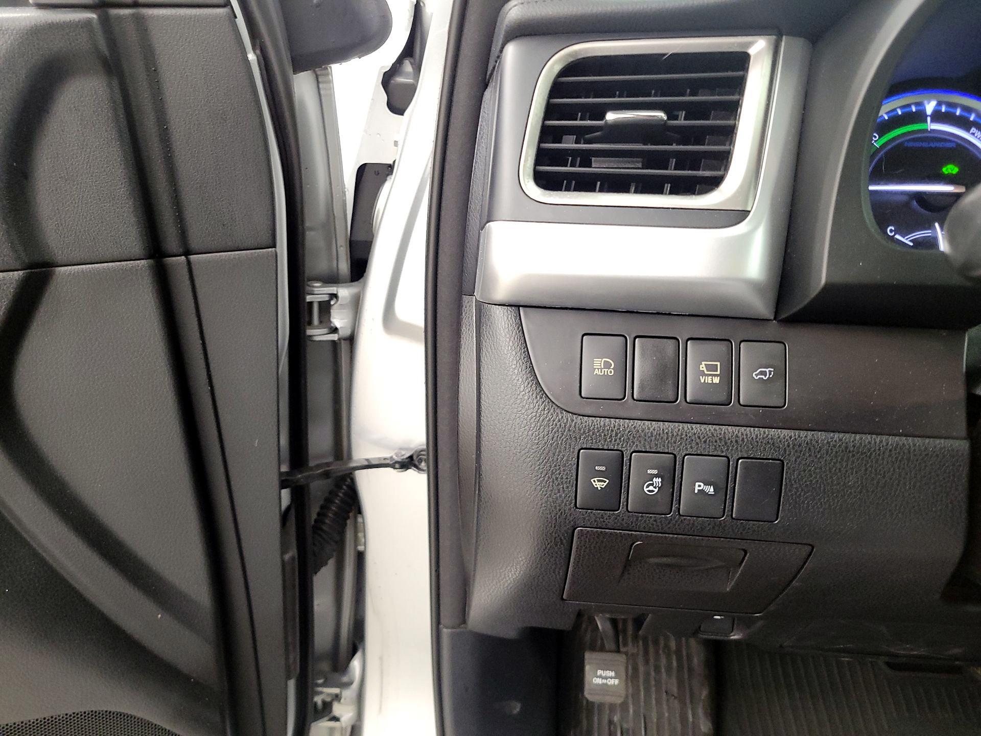 Thumbnail: 2017 Toyota Highlander - 13