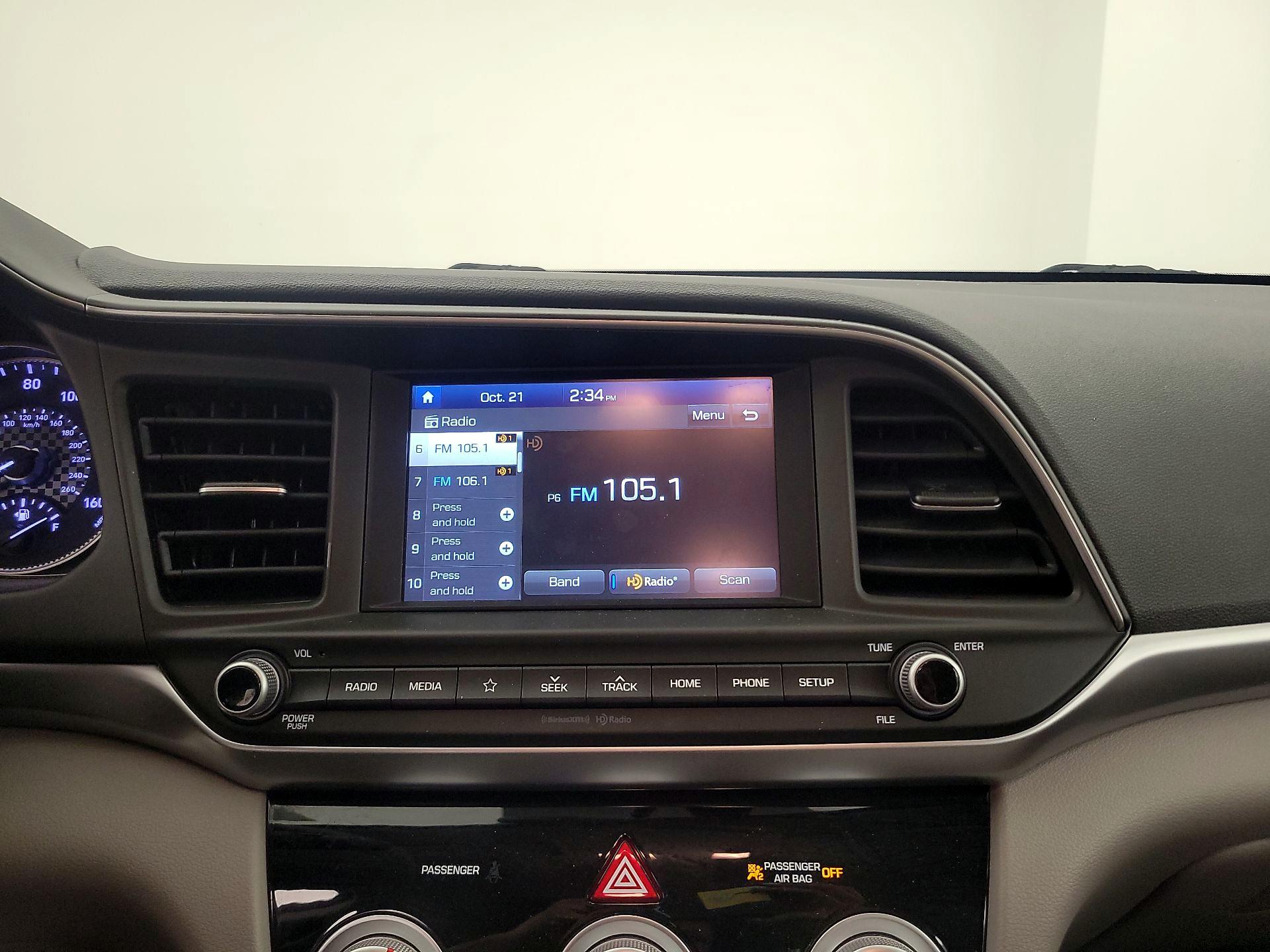 Thumbnail: 2019 Hyundai Elantra - 15