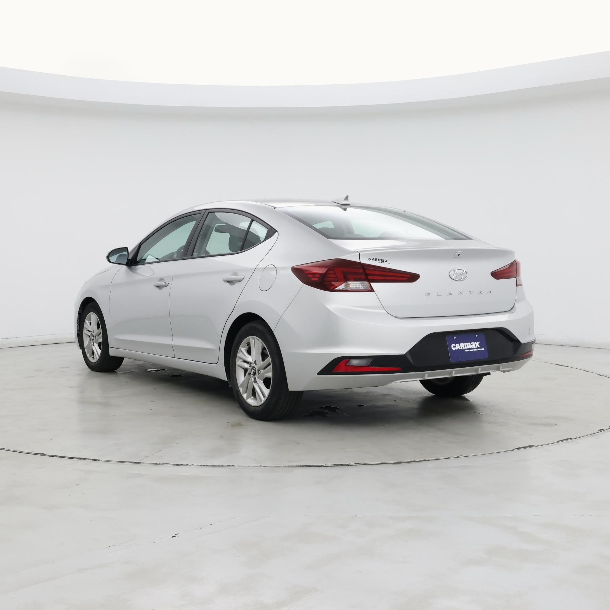 Thumbnail: 2019 Hyundai Elantra - 2