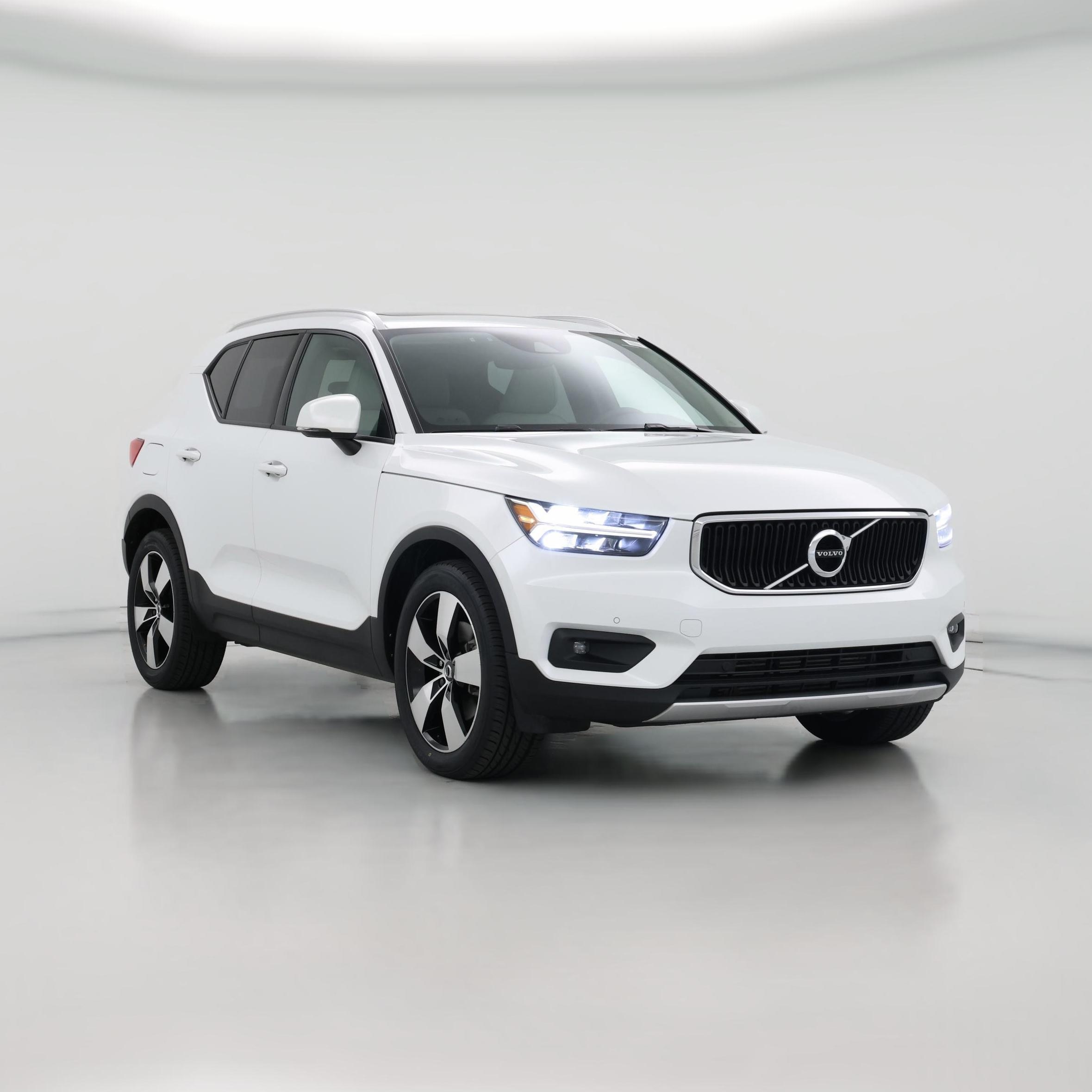 Thumbnail: 2021 Volvo XC40 - 1
