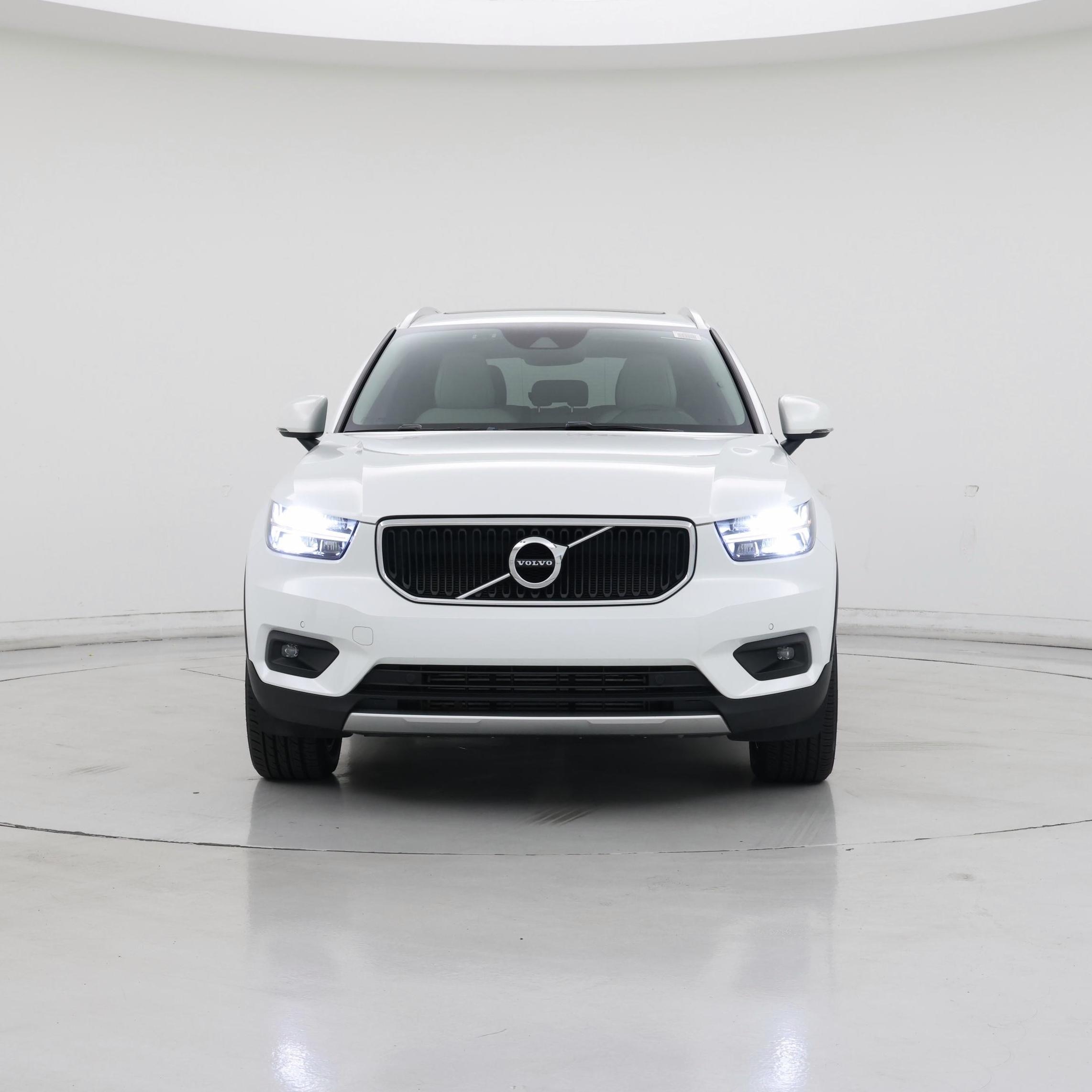 Thumbnail: 2021 Volvo XC40 - 5