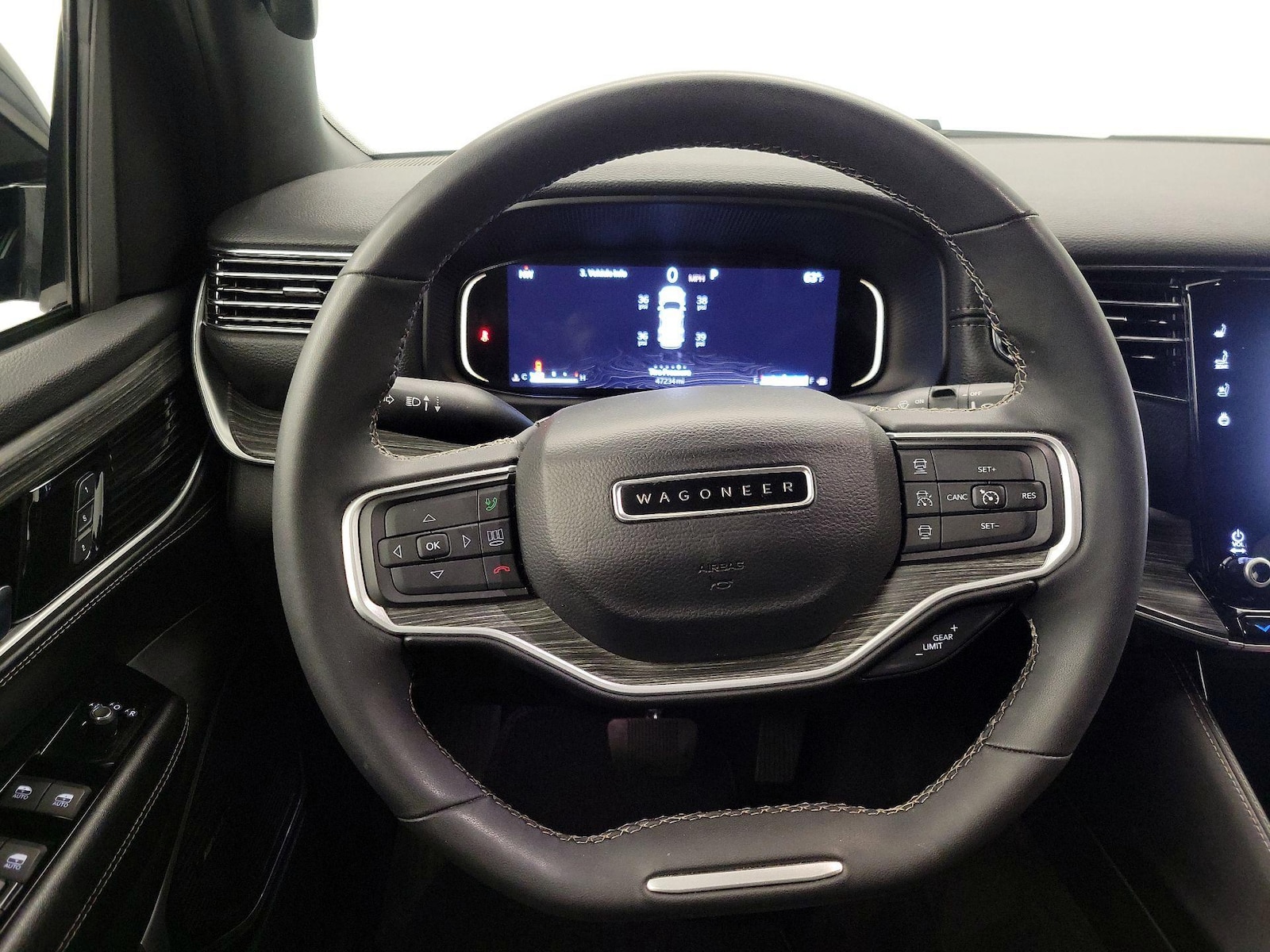 2024 Jeep Wagoneer Series II - Photo 11