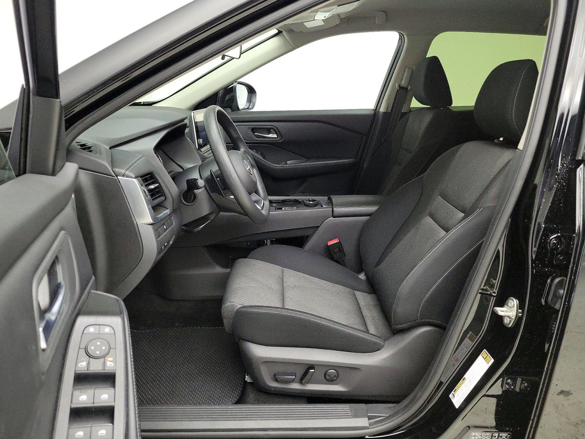 Thumbnail: 2024 Nissan Rogue - 11