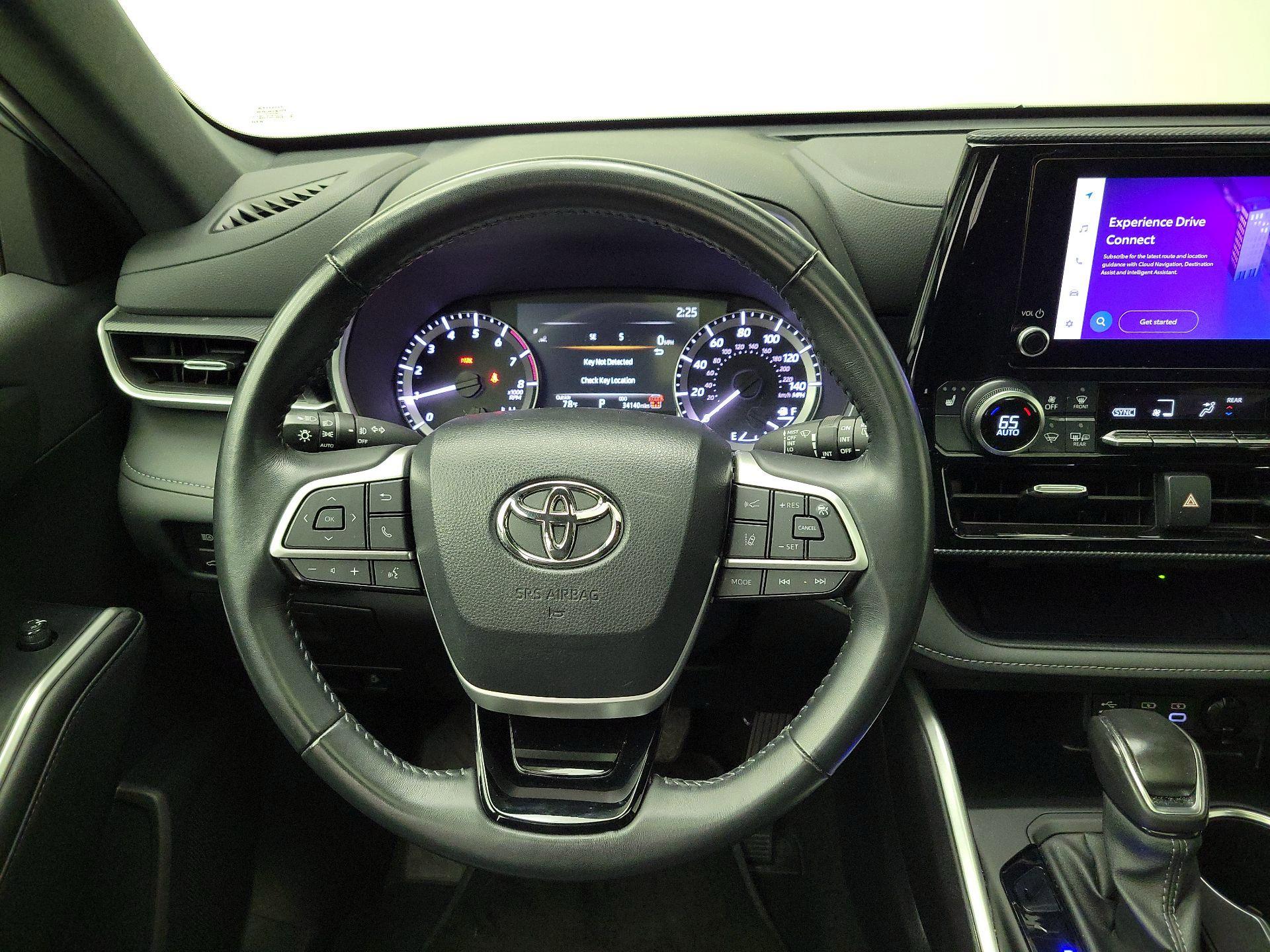 Thumbnail: 2024 Toyota Highlander - 10