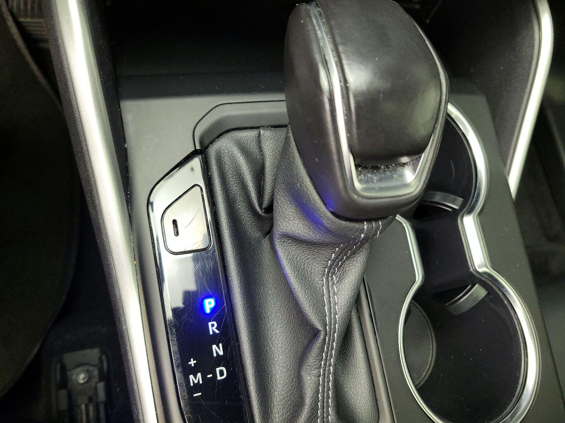 Thumbnail: 2024 Toyota Highlander - 17