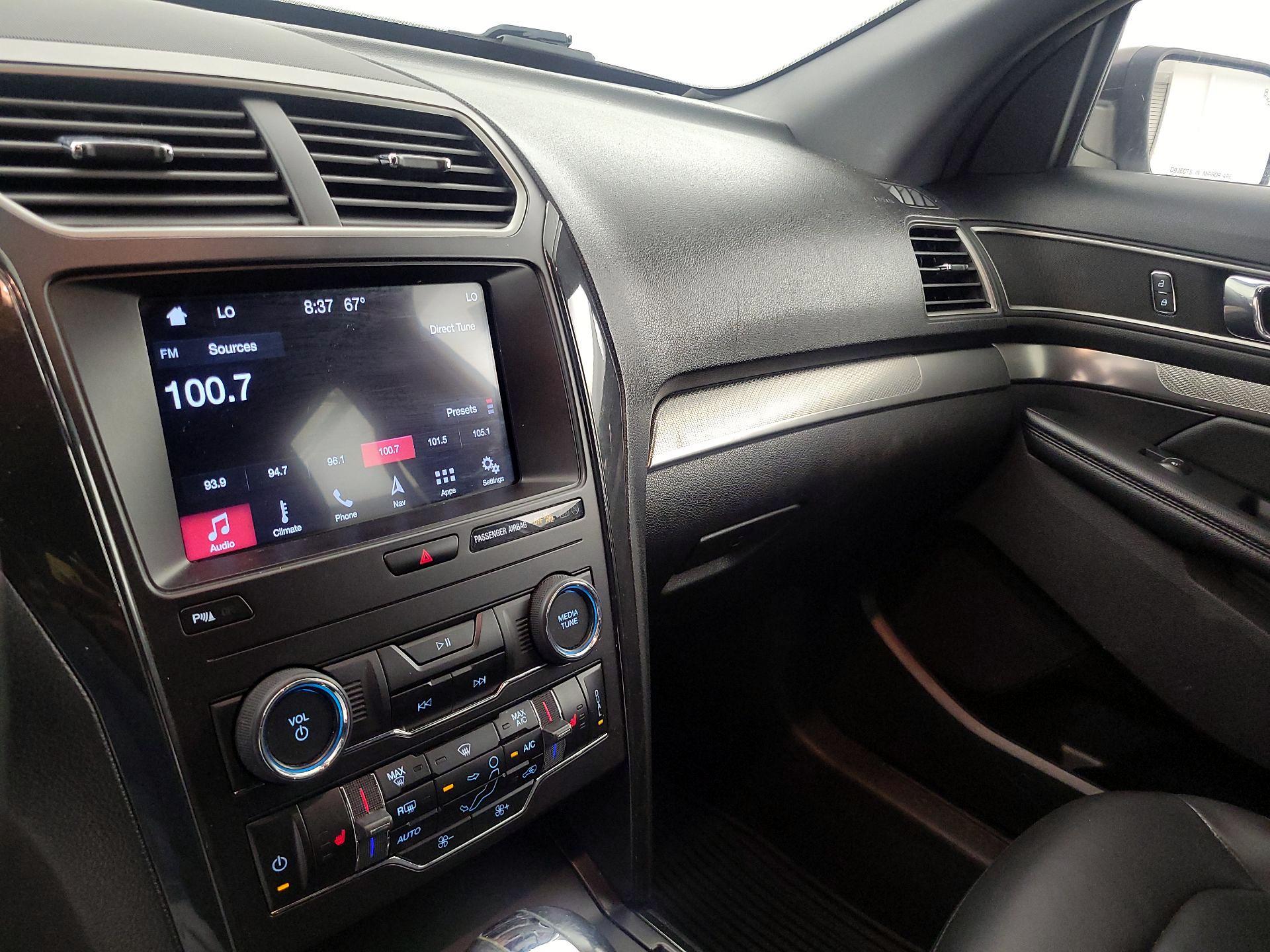 Thumbnail: 2019 Ford Explorer - 16