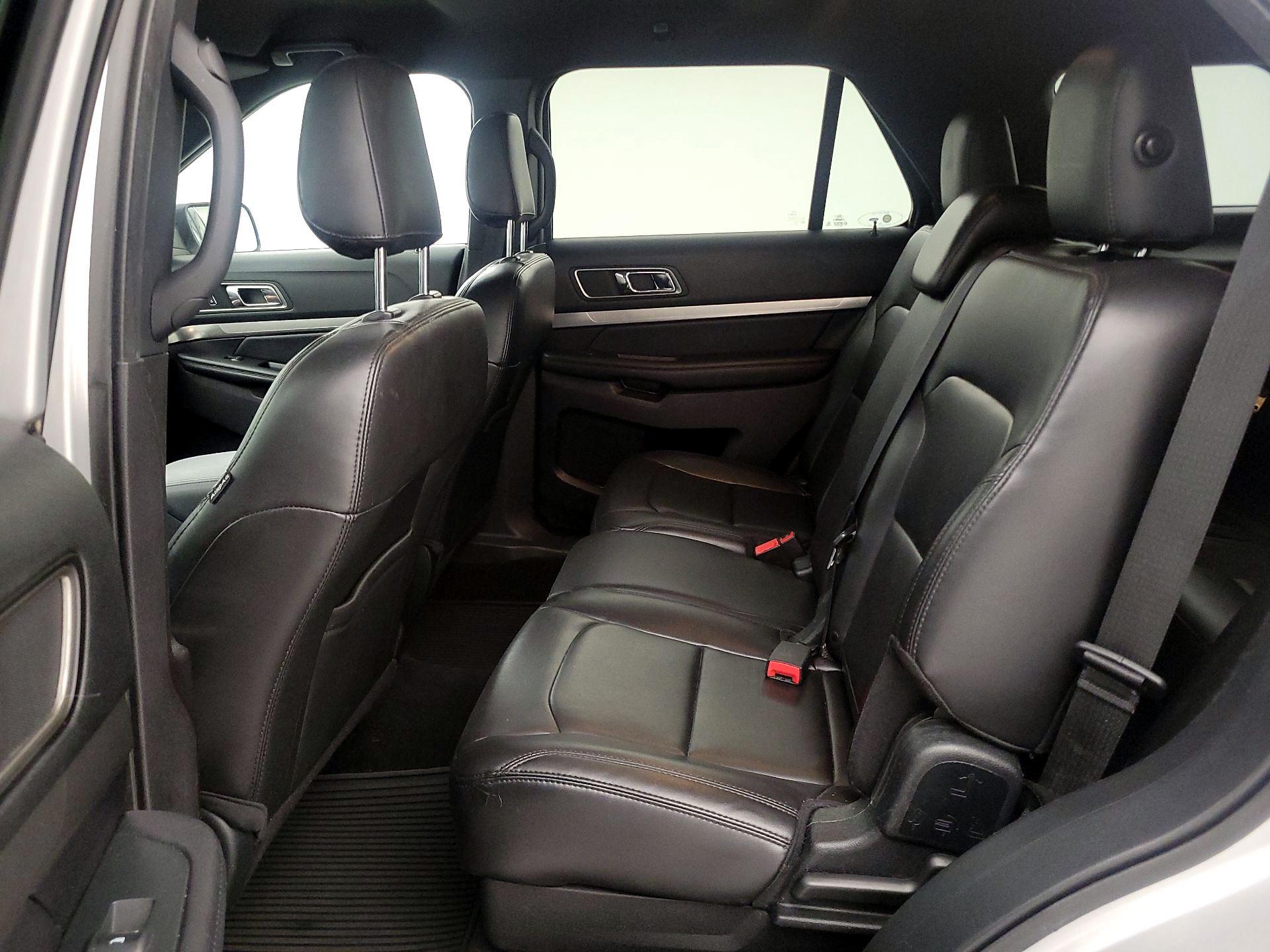 Thumbnail: 2019 Ford Explorer - 20