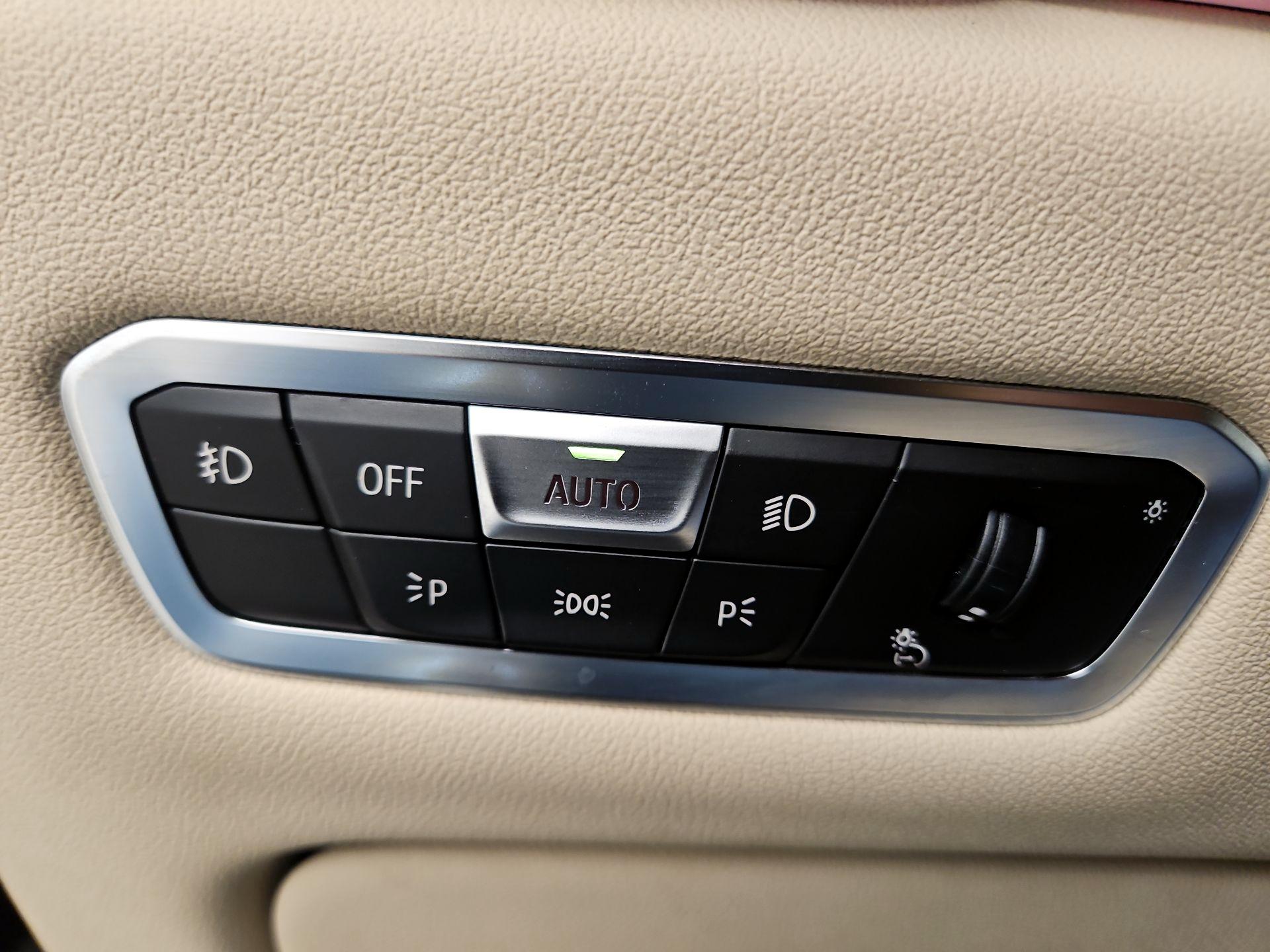 Thumbnail: 2020 BMW X5 - 13