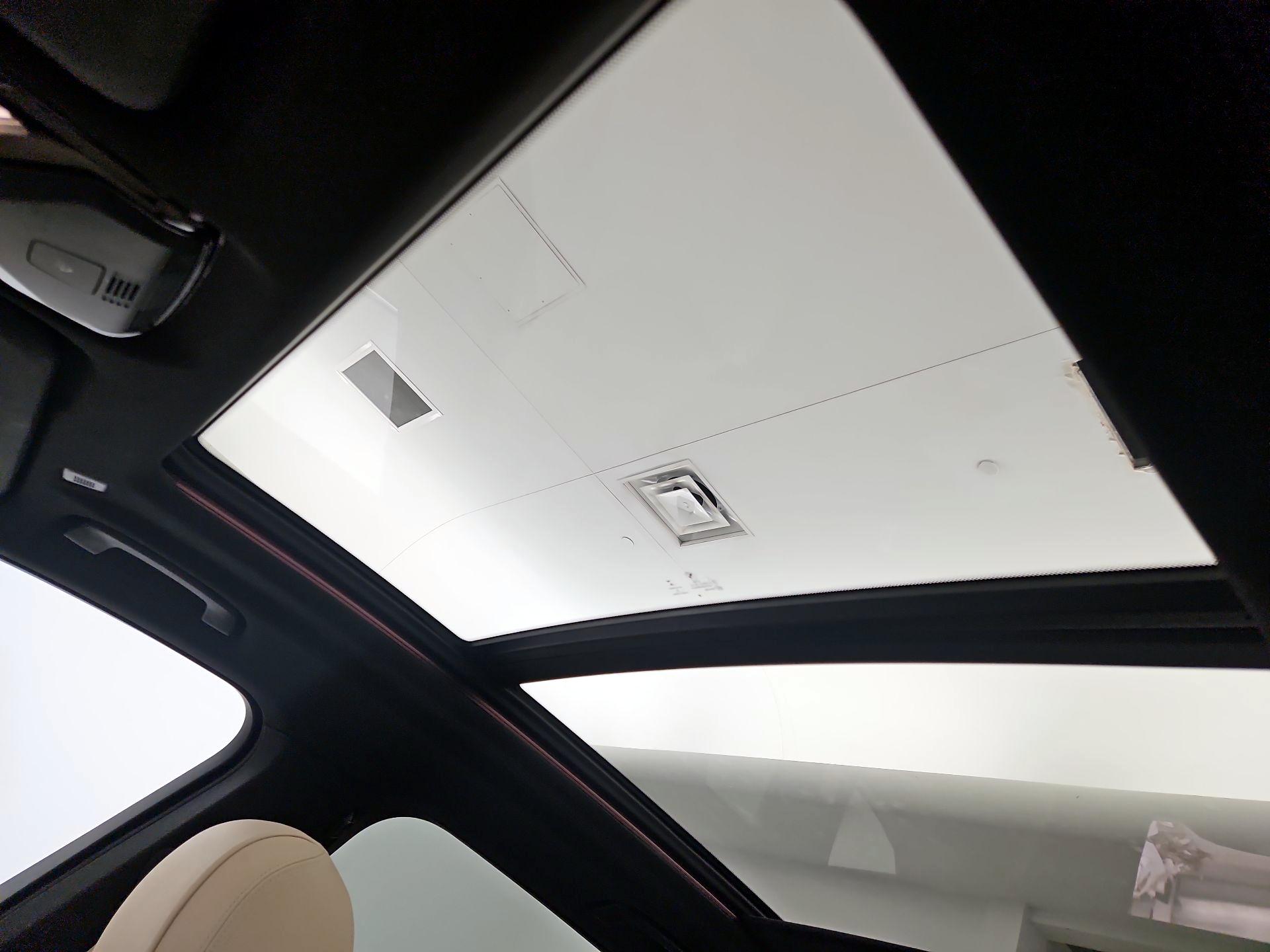 Thumbnail: 2020 BMW X5 - 20