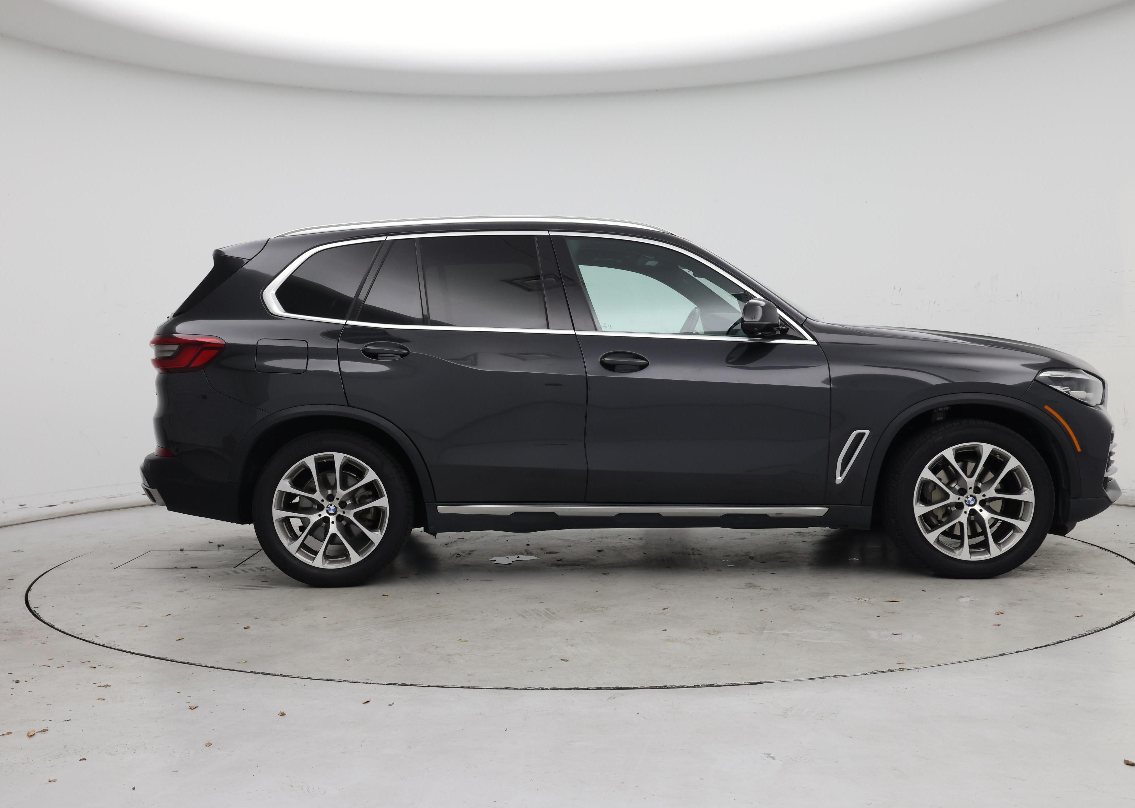 Thumbnail: 2020 BMW X5 - 7