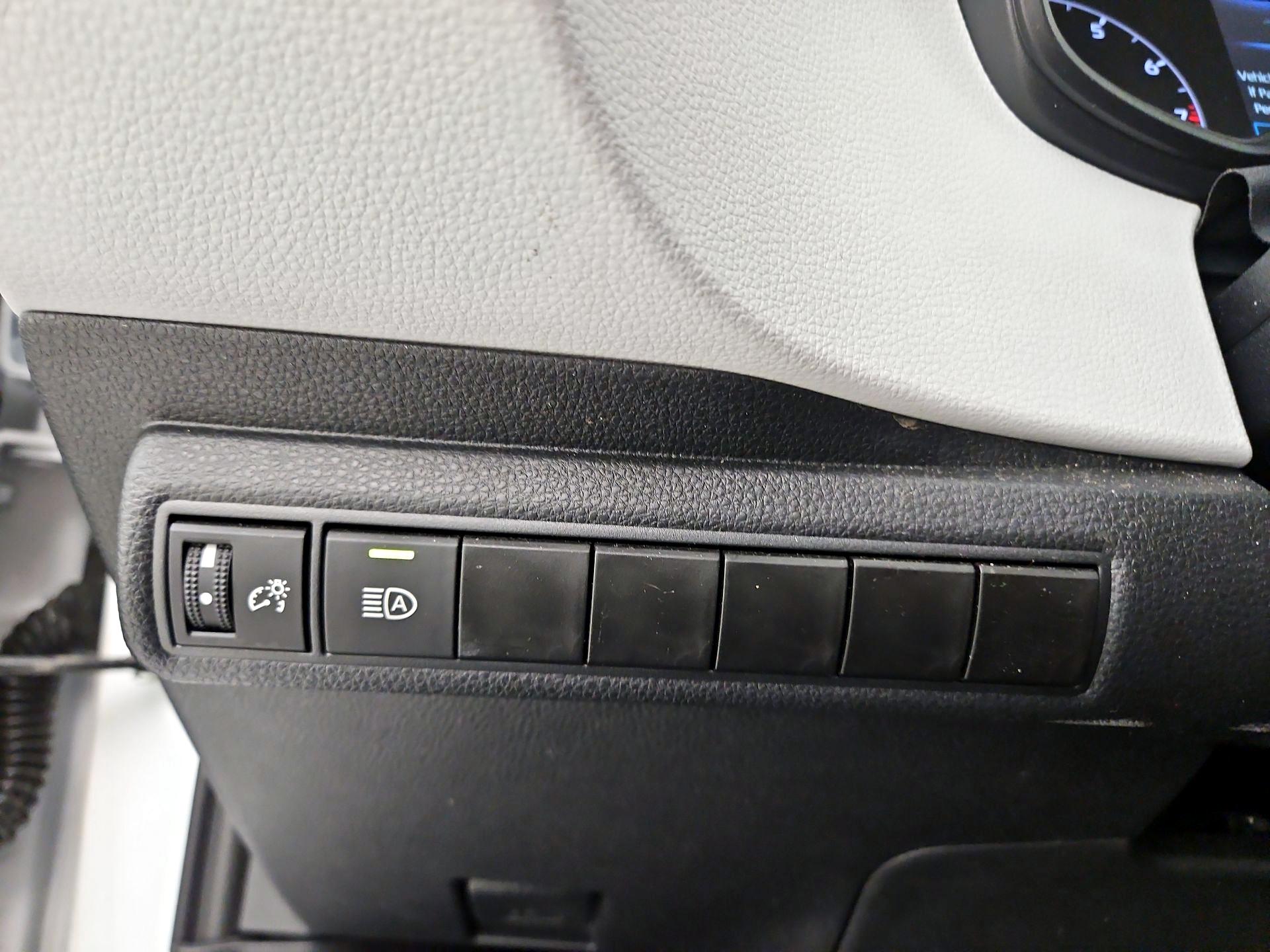 Thumbnail: 2024 Toyota Corolla - 13