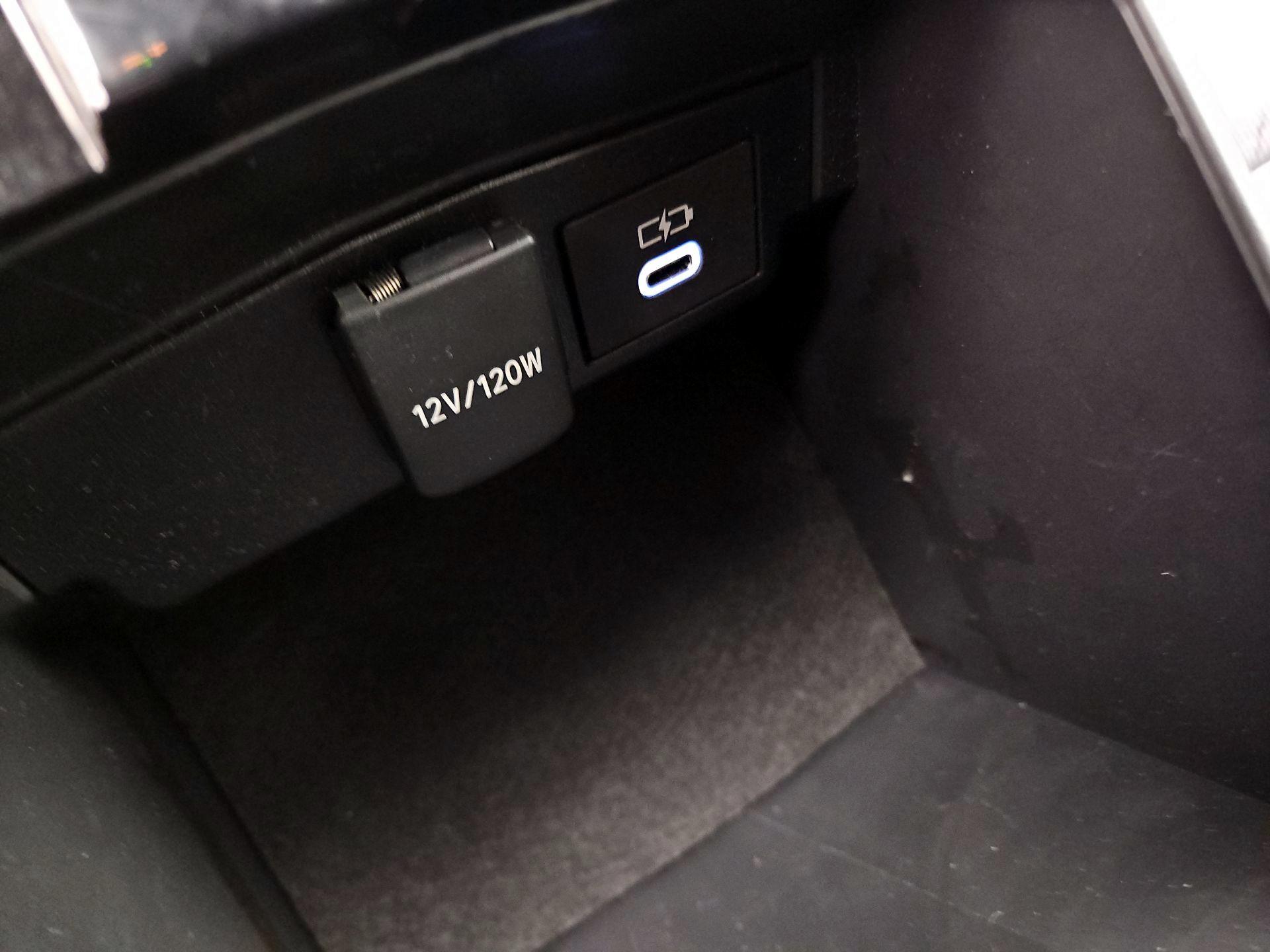 Thumbnail: 2024 Toyota Corolla - 18