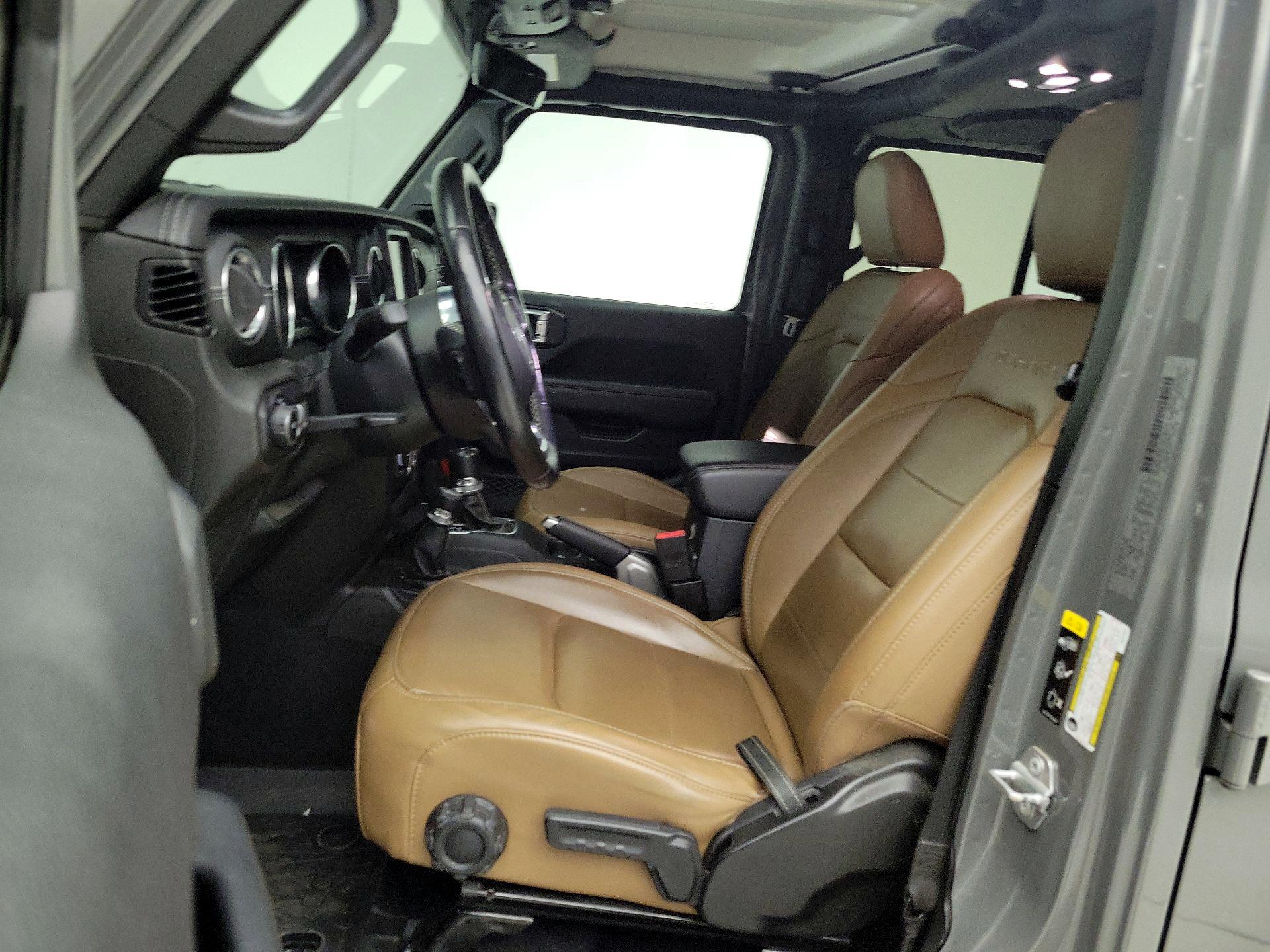 Thumbnail: 2020 Jeep Wrangler - 11