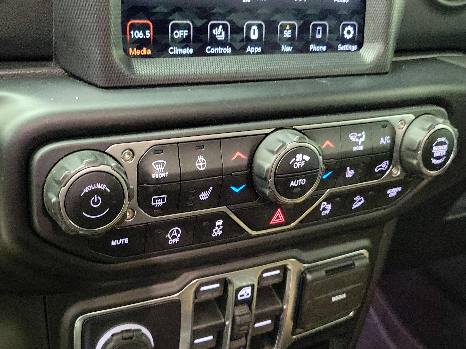 Thumbnail: 2020 Jeep Wrangler - 16