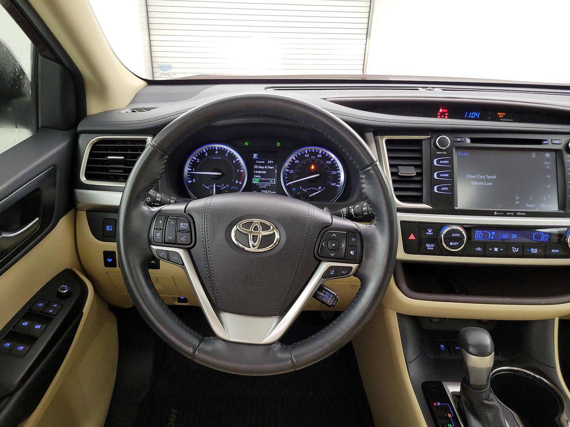 Thumbnail: 2019 Toyota Highlander - 10