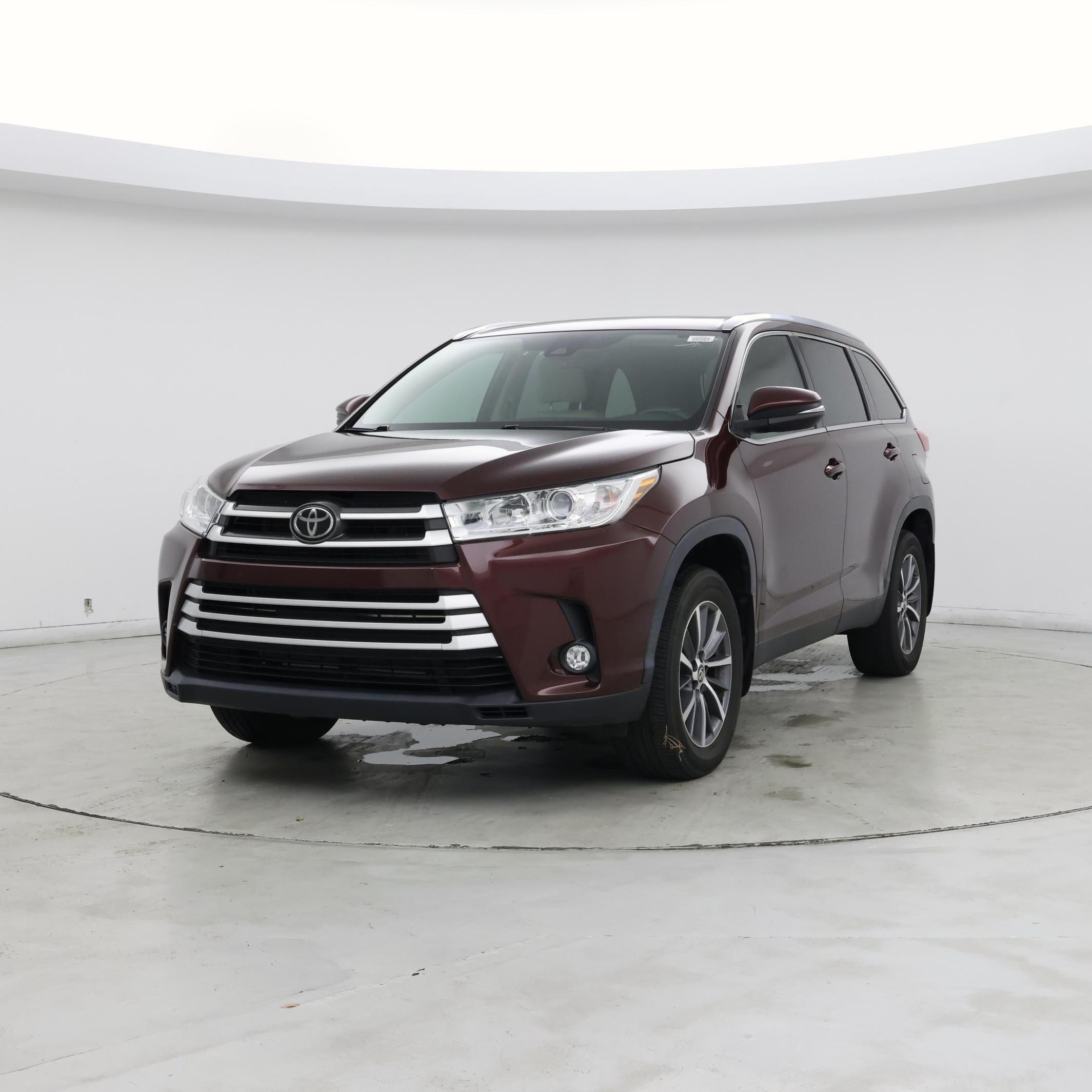 Thumbnail: 2019 Toyota Highlander - 4