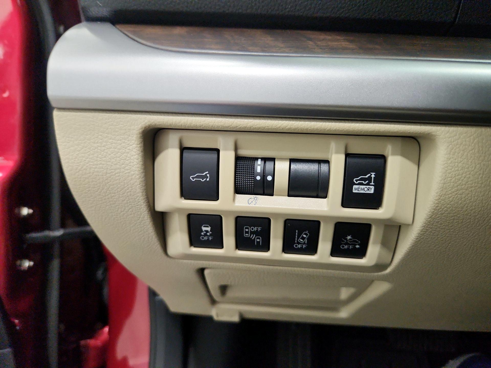 Thumbnail: 2018 Subaru Outback - 13