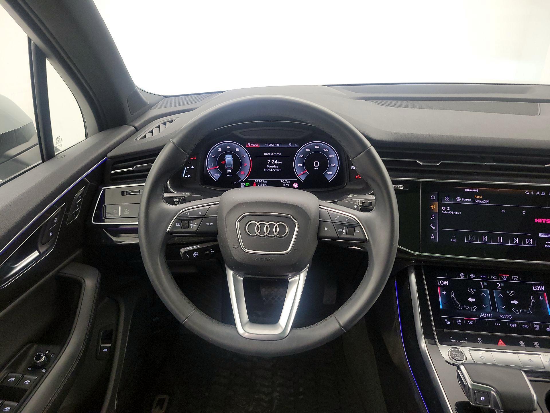 Thumbnail: 2021 Audi Q7 - 10