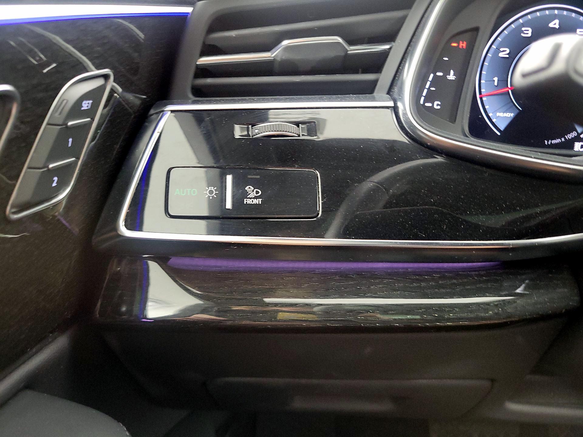 Thumbnail: 2021 Audi Q7 - 13