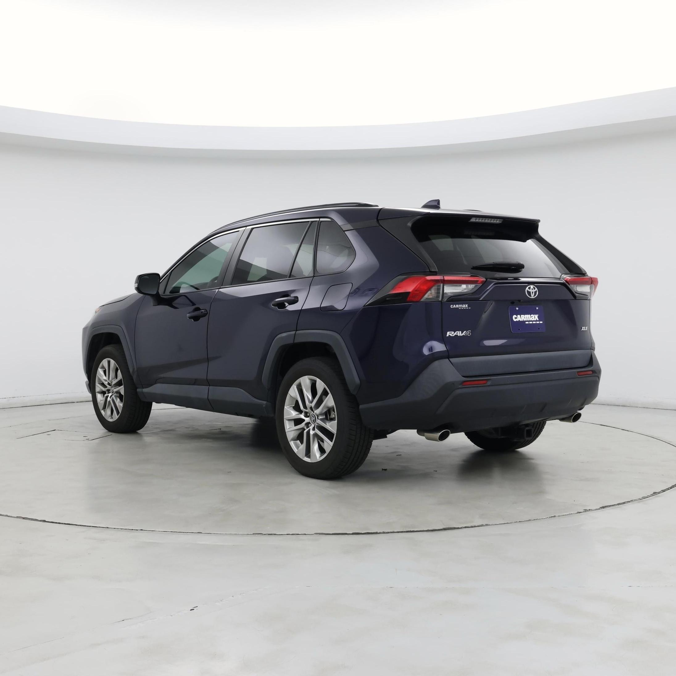 Thumbnail: 2019 Toyota RAV4 - 2