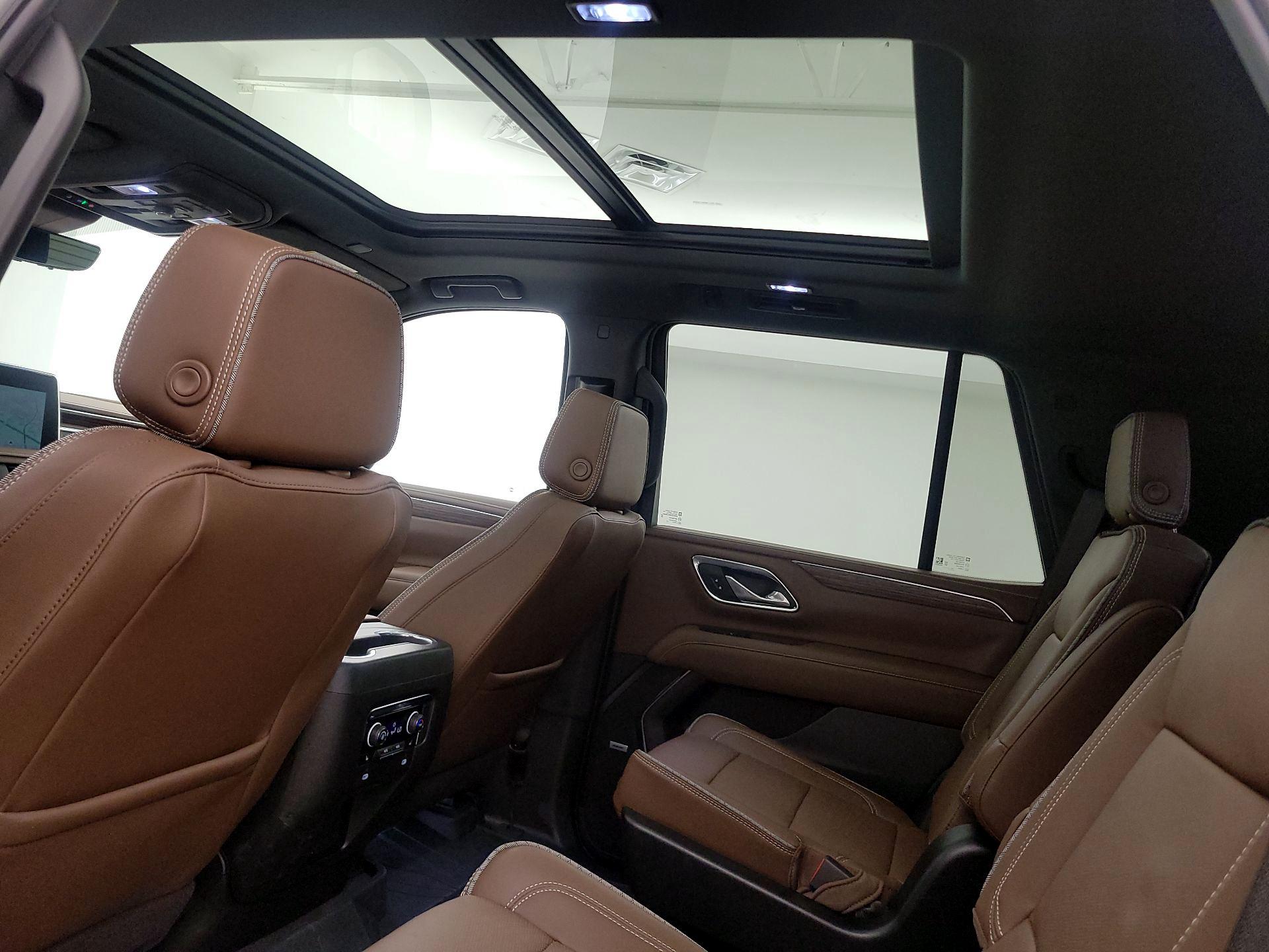 Thumbnail: 2024 Chevrolet Tahoe - 20