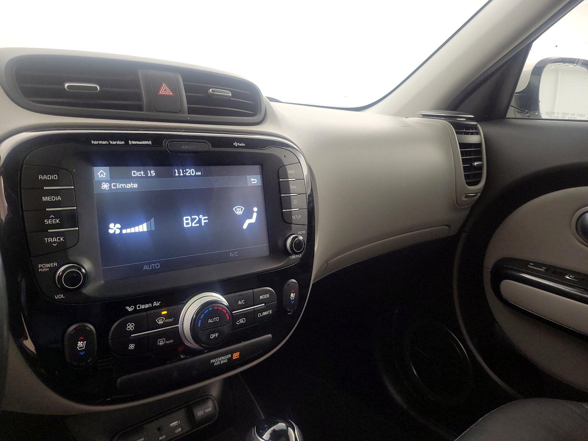 Thumbnail: 2018 Kia Soul - 17