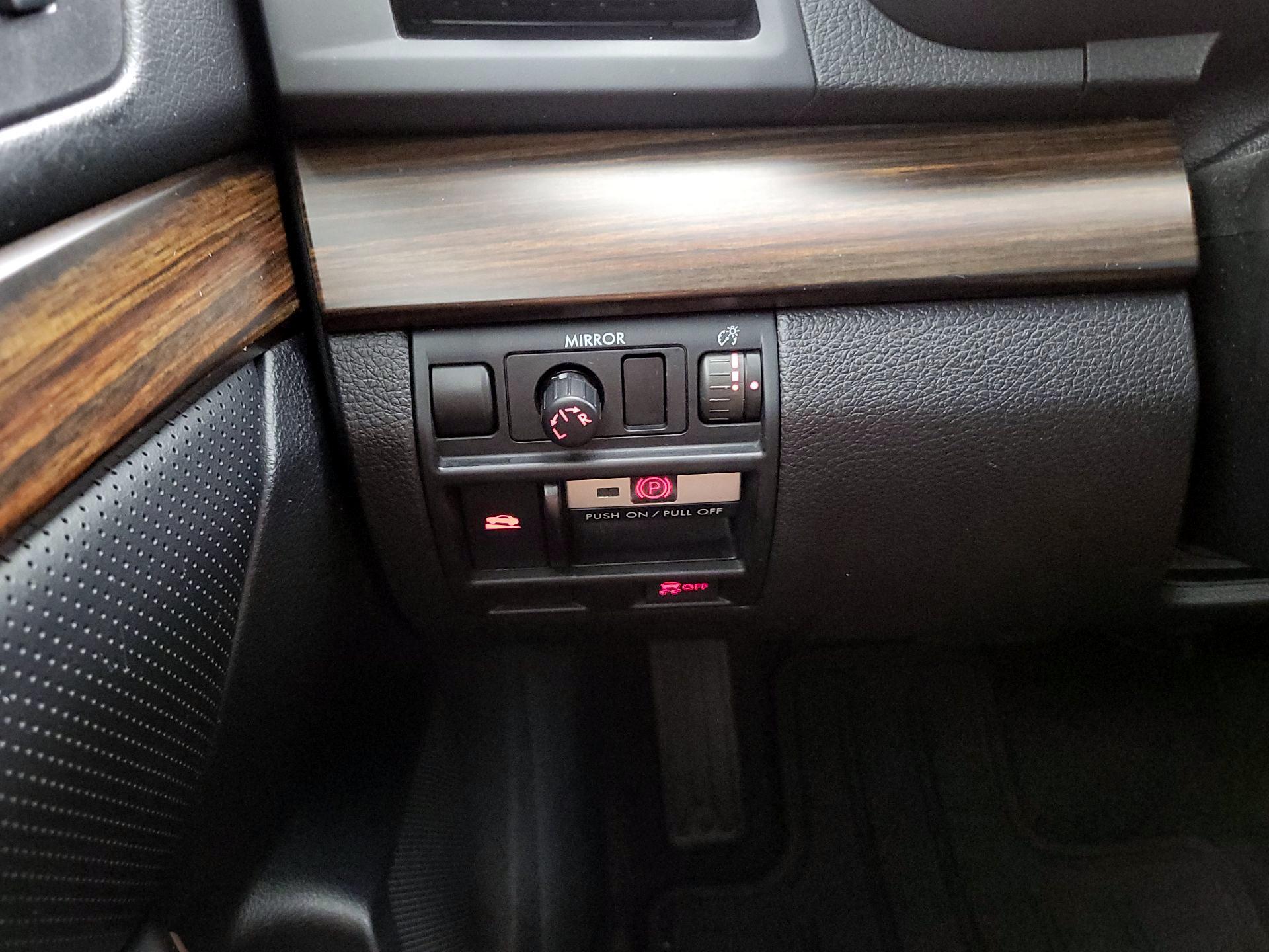 Thumbnail: 2014 Subaru Outback - 13