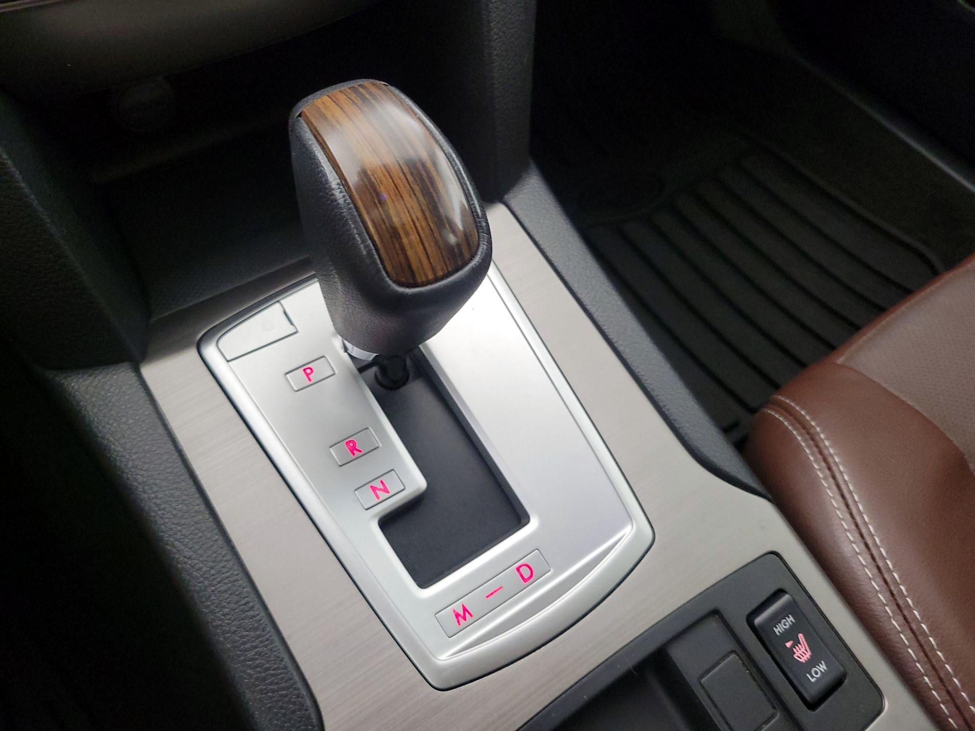 Thumbnail: 2014 Subaru Outback - 18