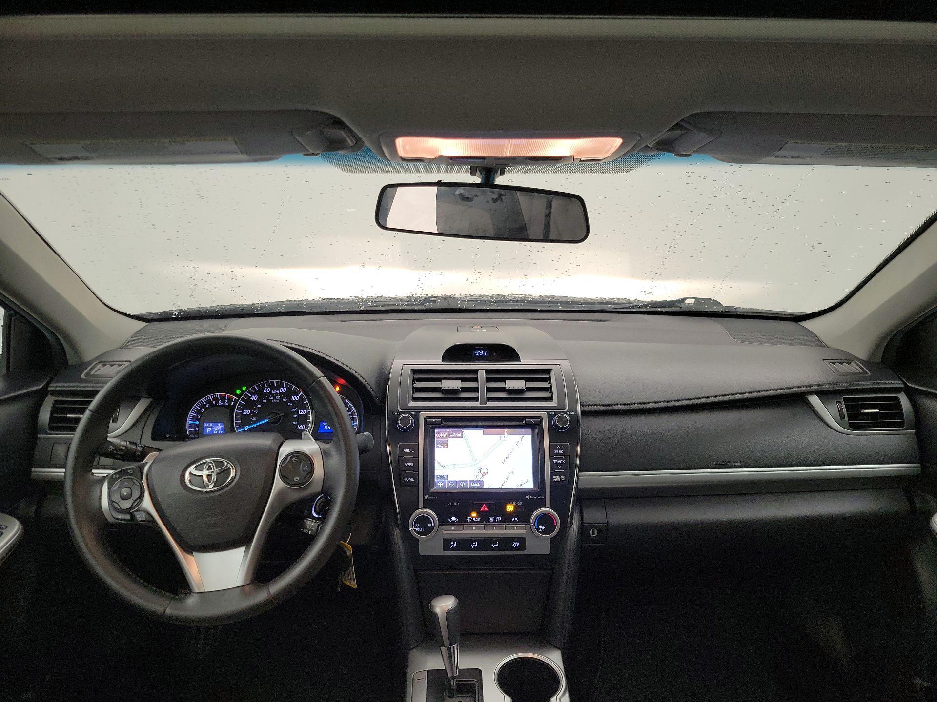 Thumbnail: 2014 Toyota Camry - 9