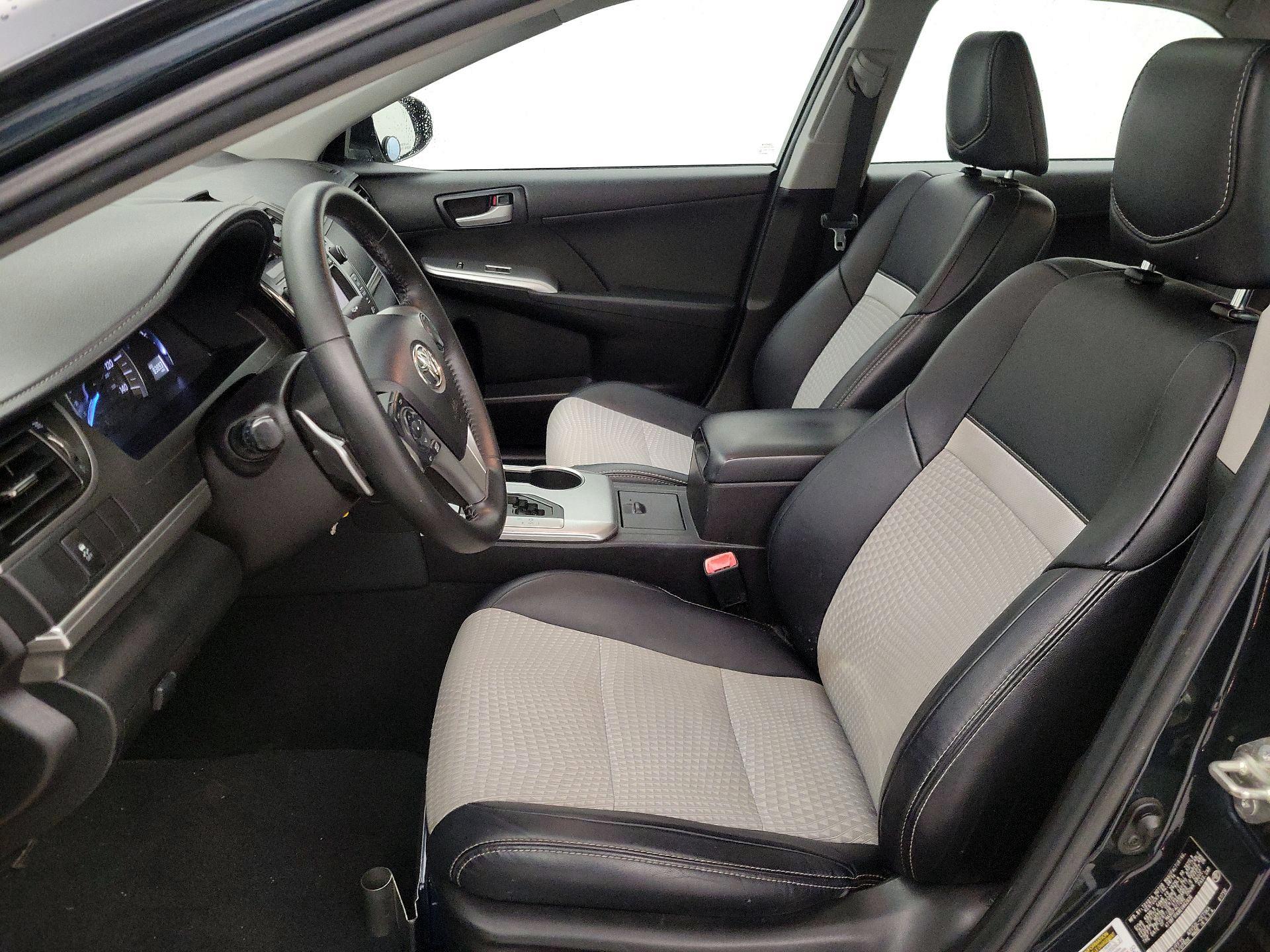 Thumbnail: 2014 Toyota Camry - 11