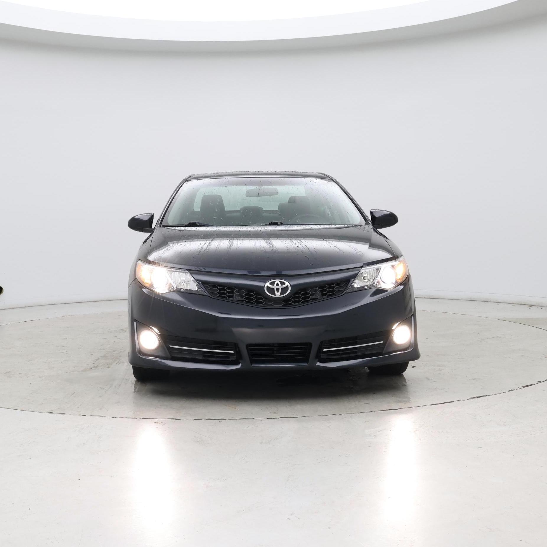 Thumbnail: 2014 Toyota Camry - 5