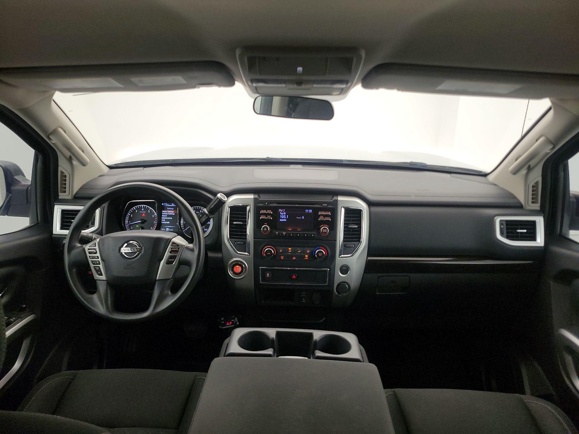 Thumbnail: 2018 Nissan Titan - 9