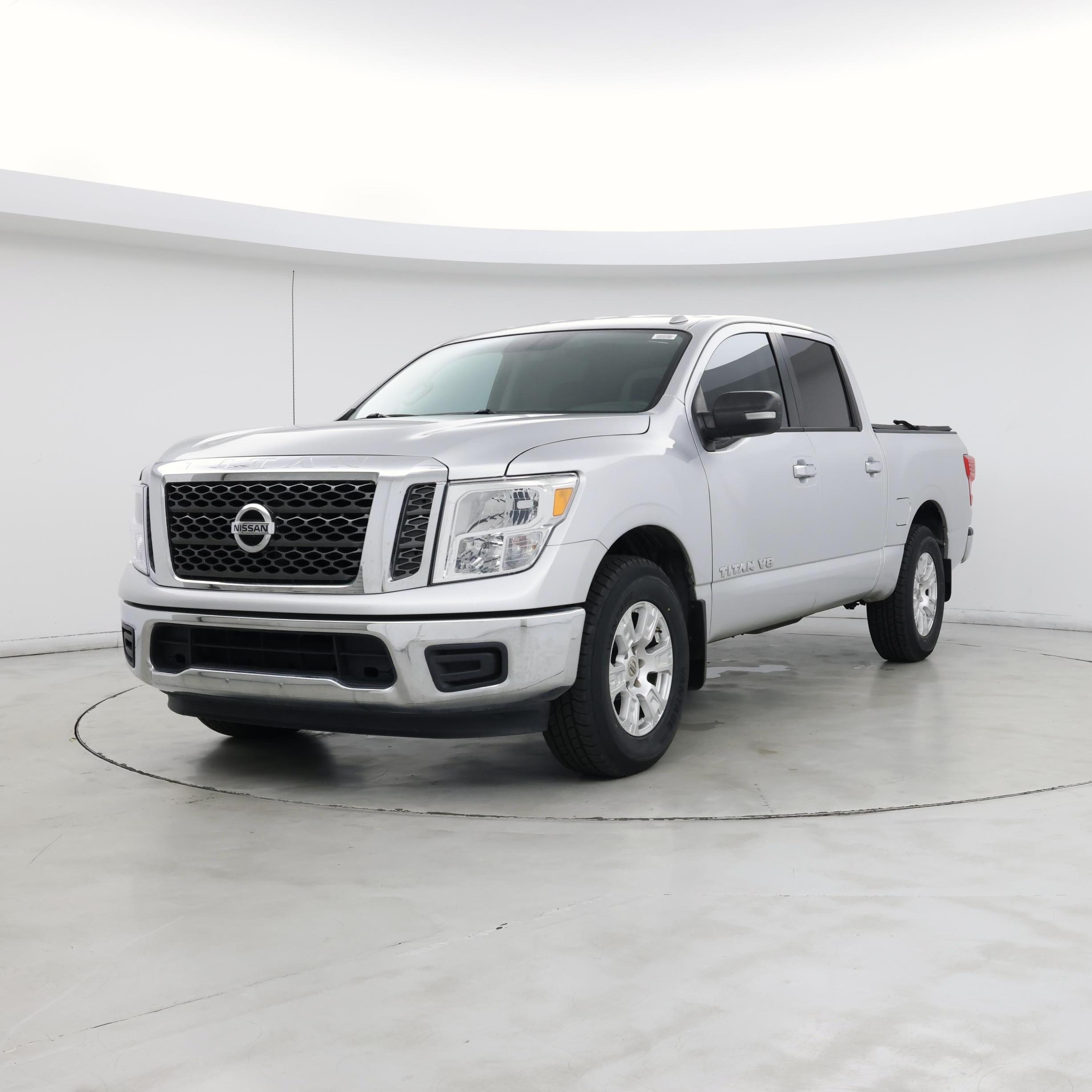 Thumbnail: 2018 Nissan Titan - 4